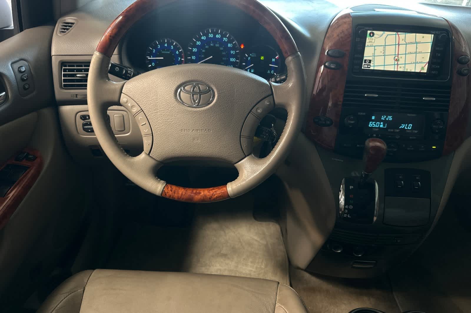 Thumbnail: 2007 Toyota Sienna - 17