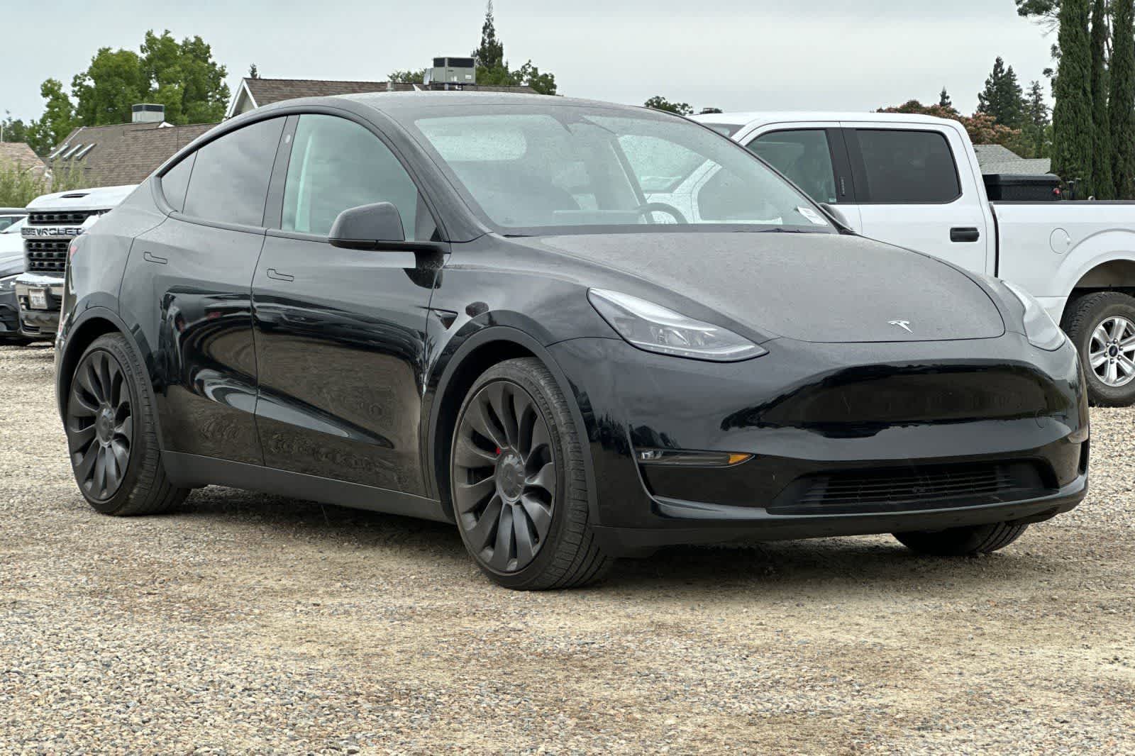Thumbnail: 2023 Tesla Model Y - 10