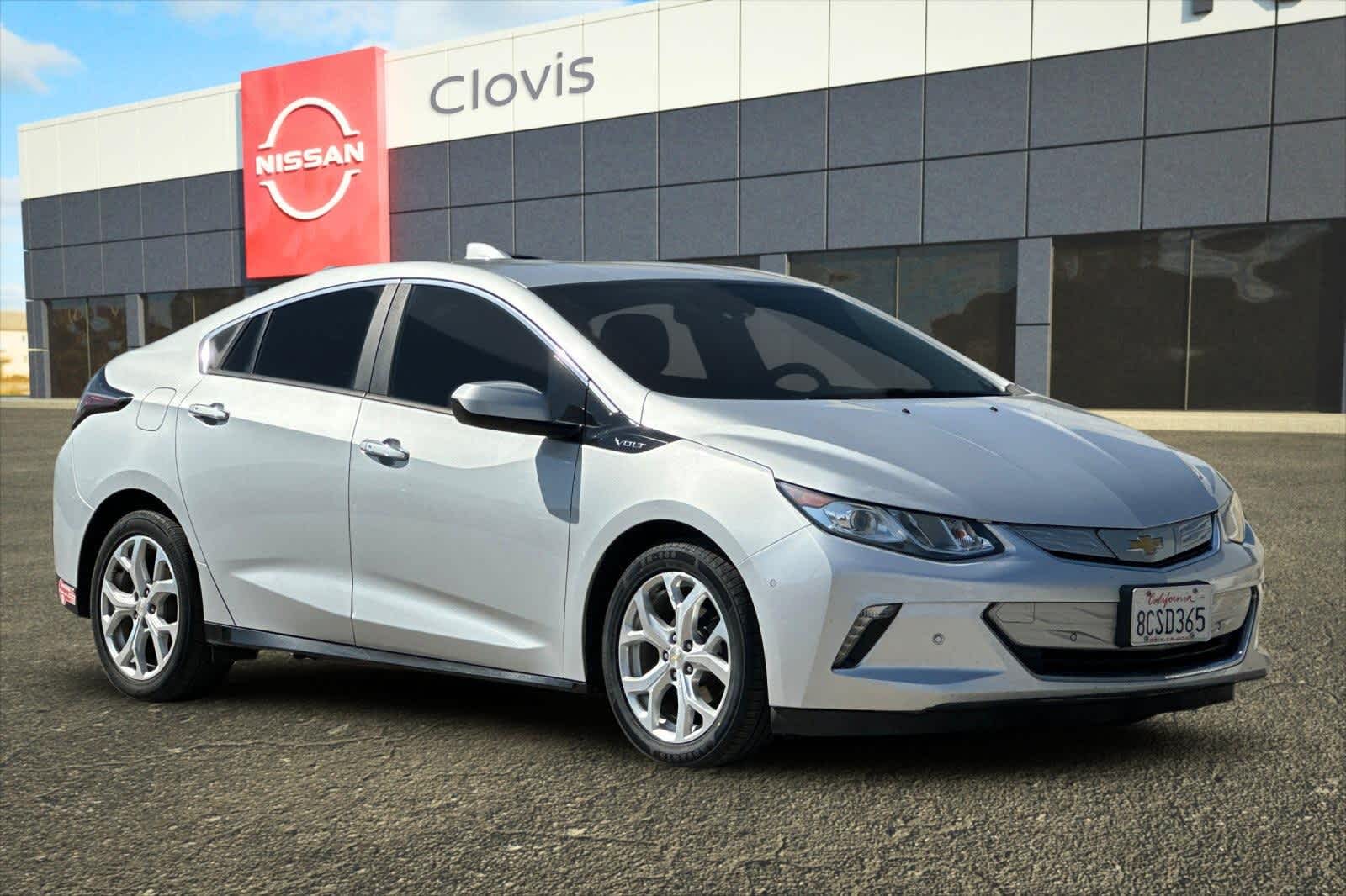 Thumbnail: 2018 Chevrolet Volt - 10