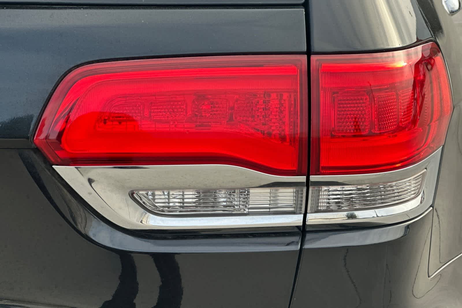 Thumbnail: 2015 Jeep Grand Cherokee - 35