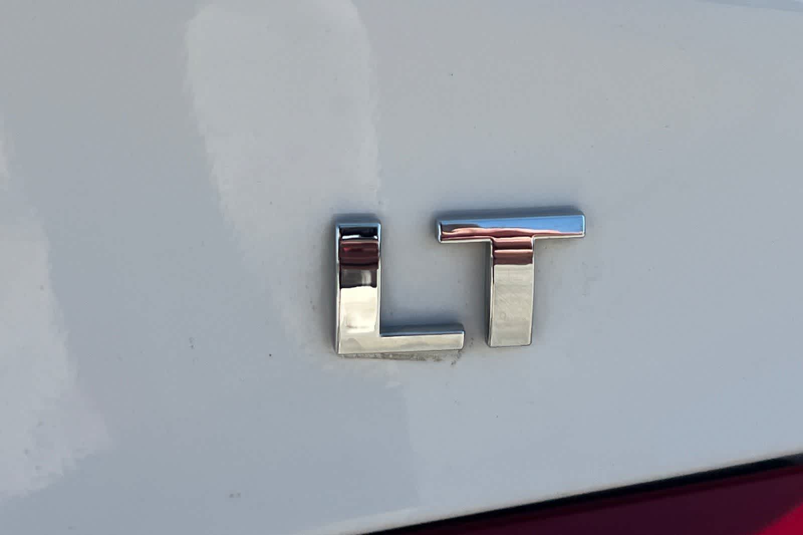 Thumbnail: 2023 Chevrolet Malibu - 17