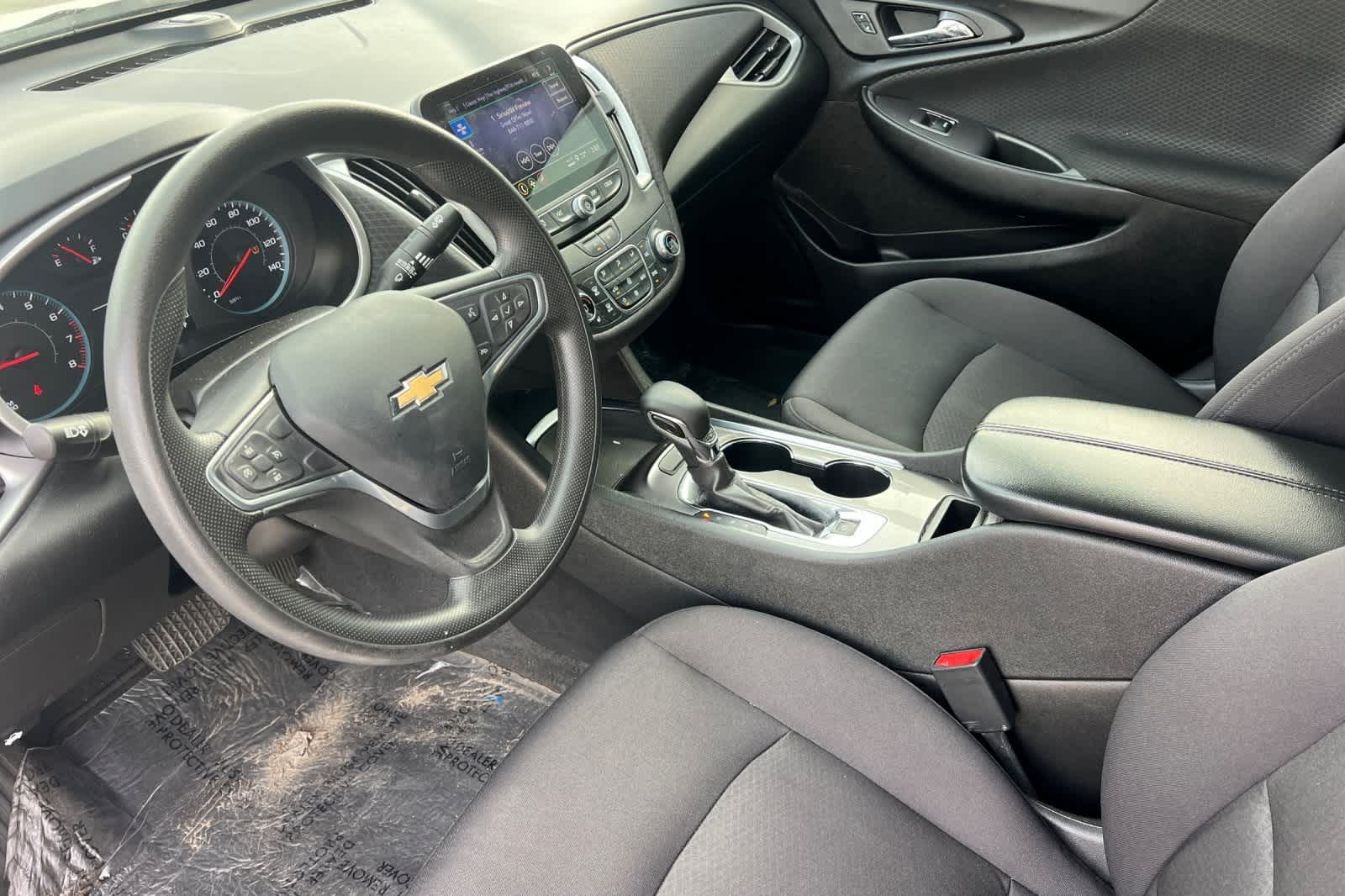 Thumbnail: 2022 Chevrolet Malibu - 12