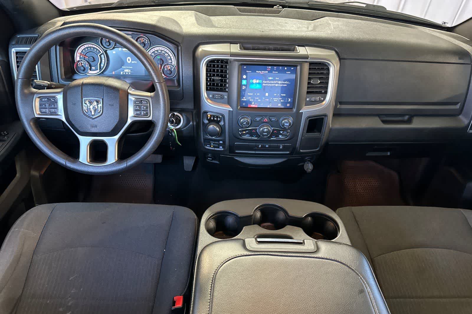 Thumbnail: 2022 RAM 1500 Classic - 4