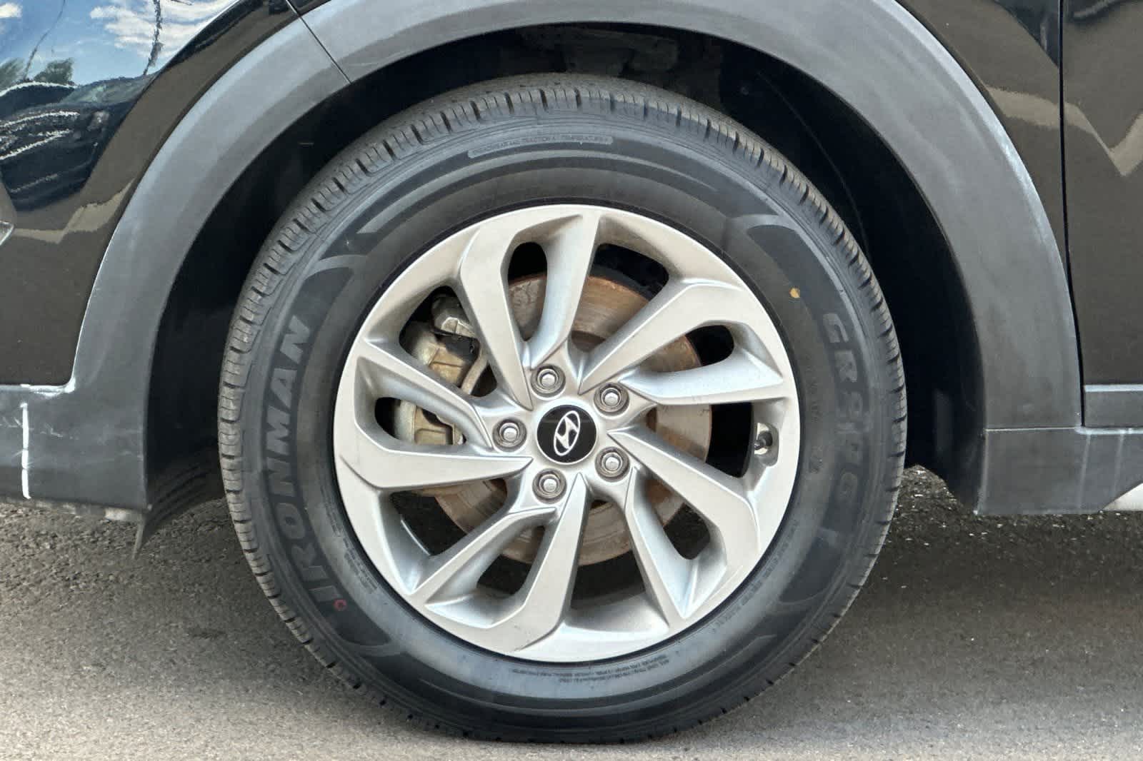 Thumbnail: 2018 Hyundai Tucson - 12
