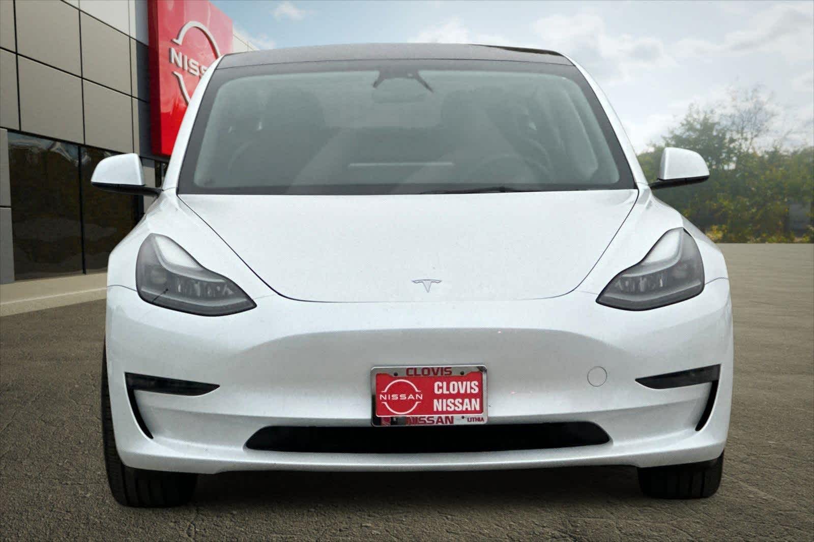 Thumbnail: 2023 Tesla Model 3 - 11