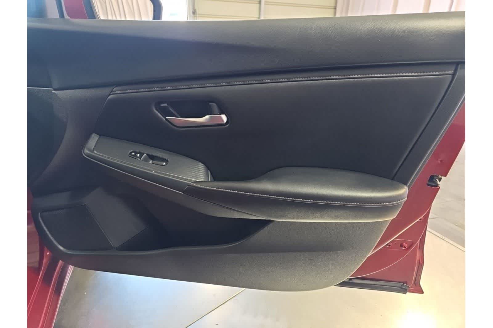 Thumbnail: 2023 Nissan Sentra - 14