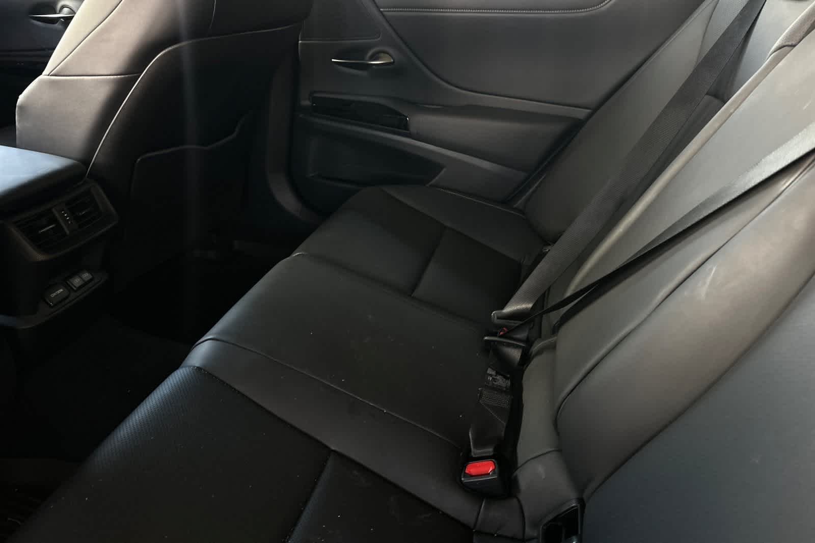Thumbnail: 2024 Lexus ES - 5