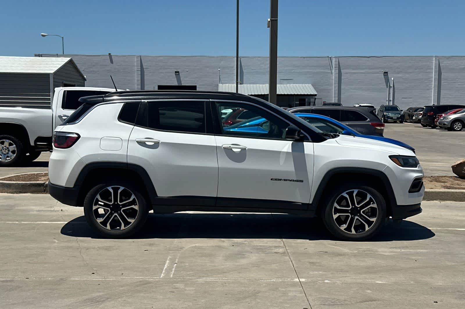Thumbnail: 2024 Jeep Compass - 9