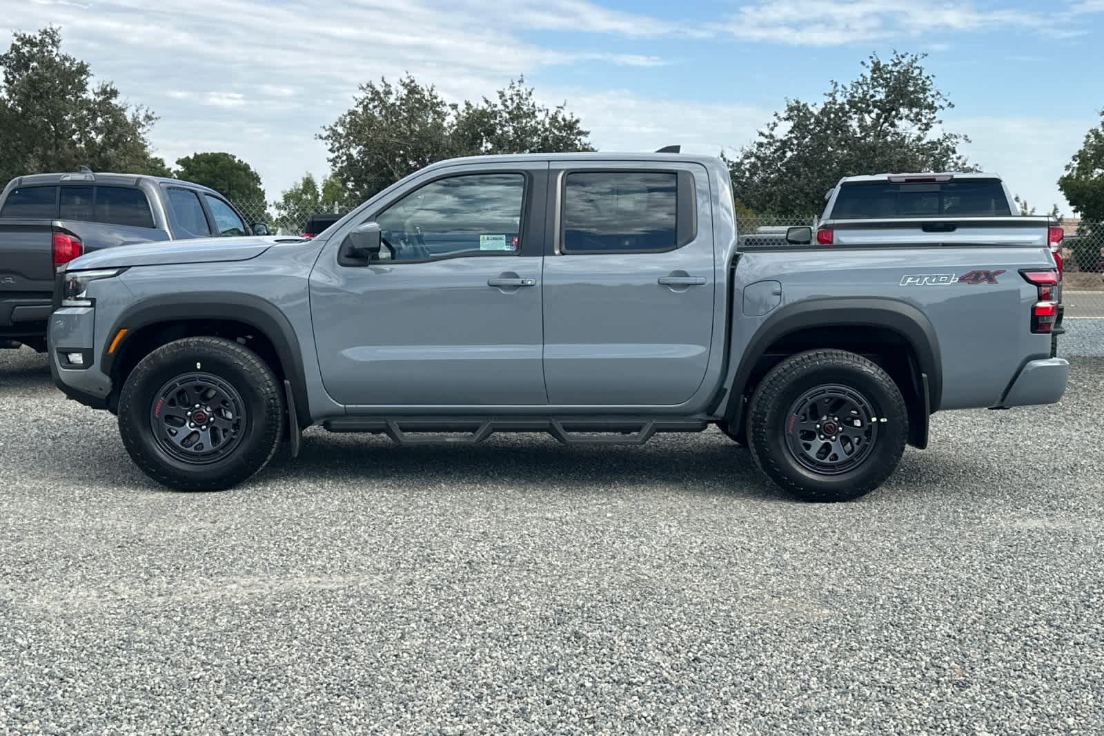 Thumbnail: 2026 Nissan Frontier - 4