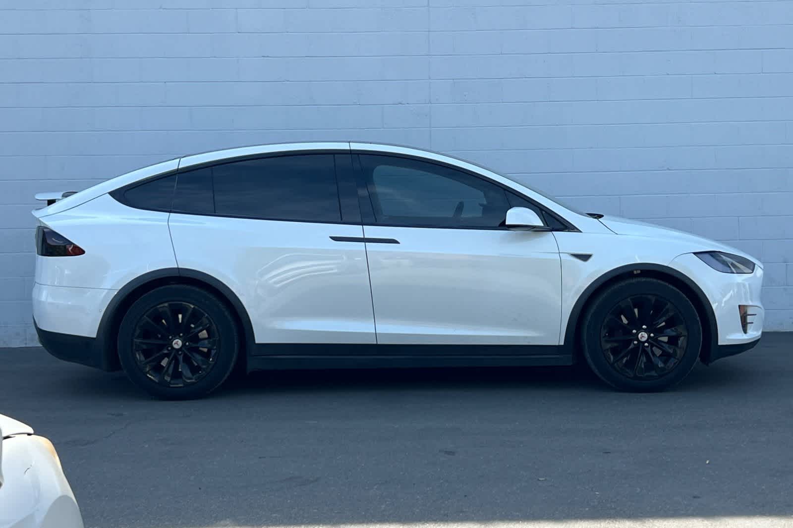 Thumbnail: 2016 Tesla Model X - 9
