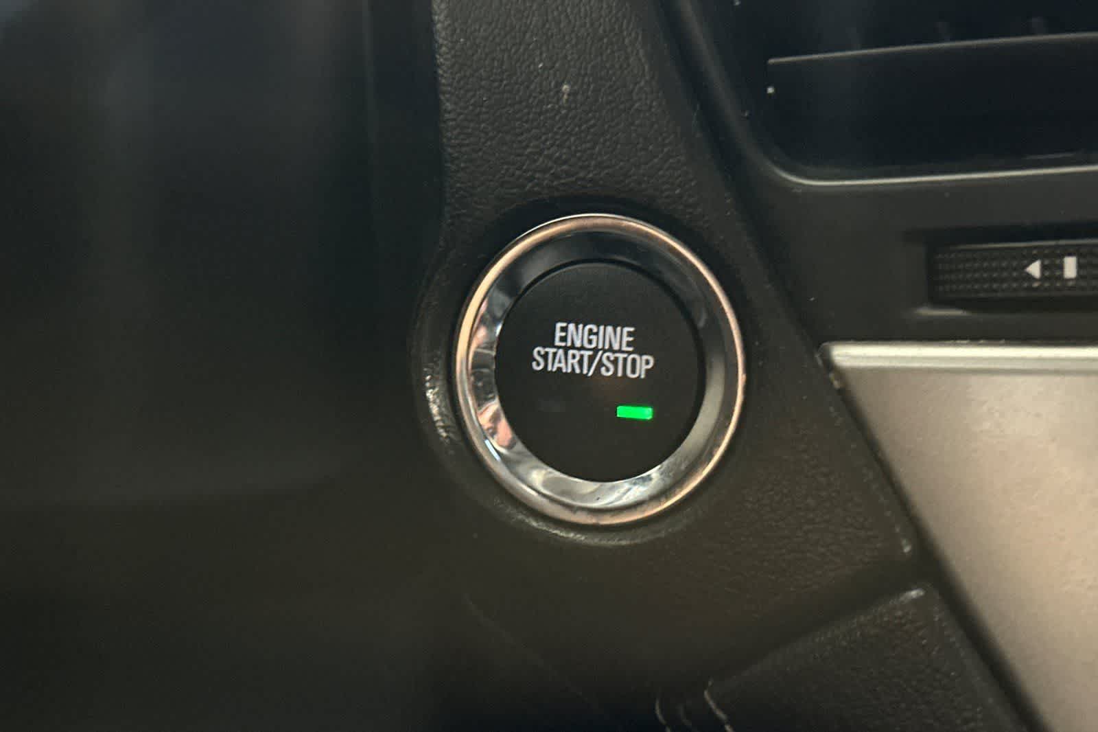 Thumbnail: 2018 Chevrolet Tahoe - 27