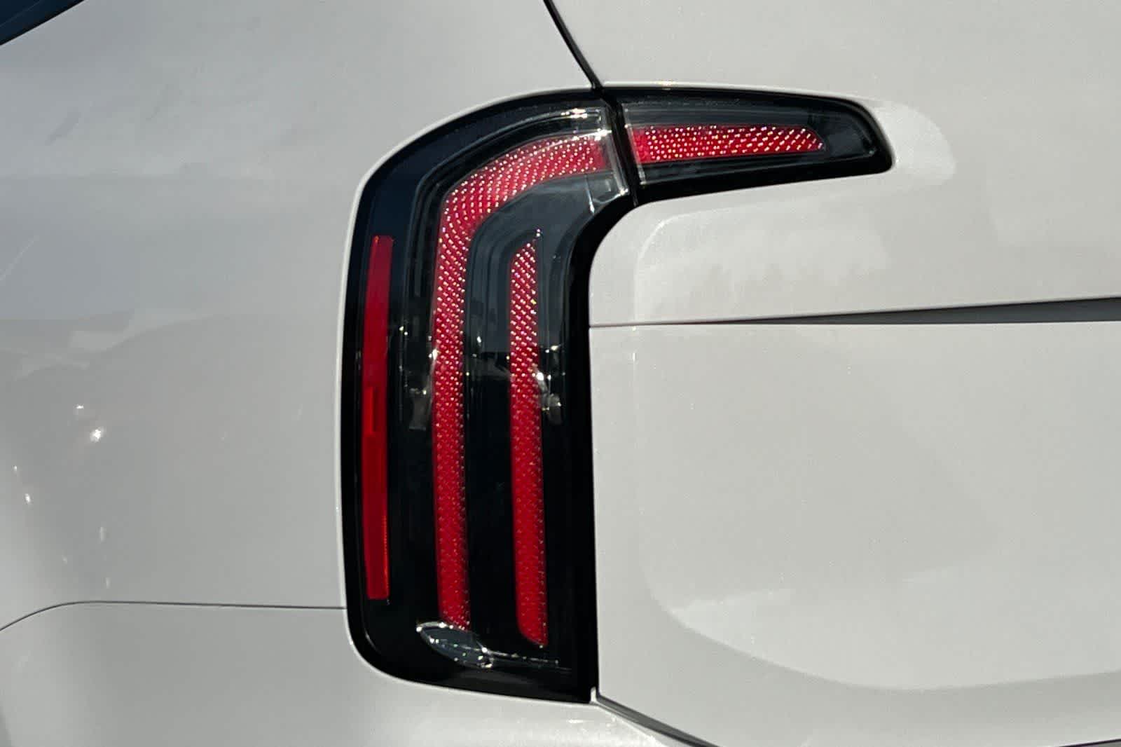 Thumbnail: 2025 Kia Telluride - 35