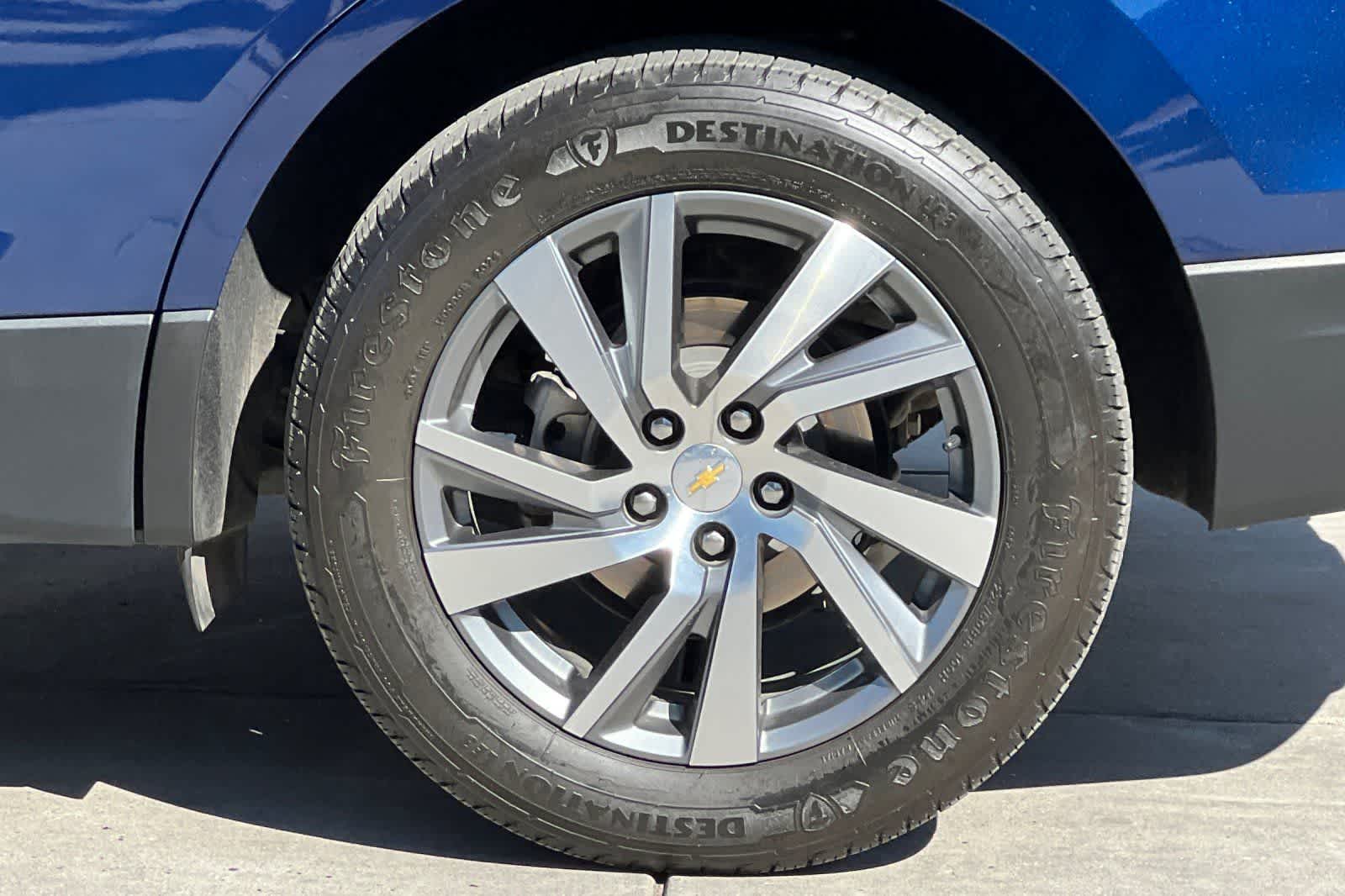 Thumbnail: 2022 Chevrolet Equinox - 36