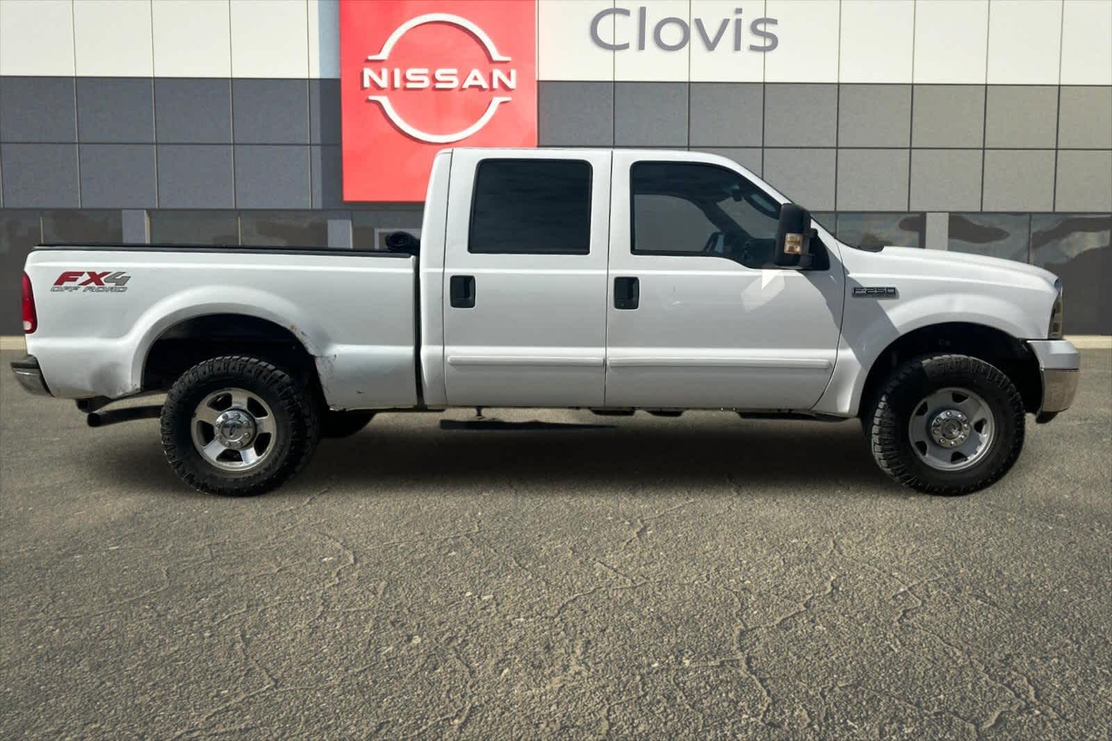 Thumbnail: 2005 Ford F-250 - 9