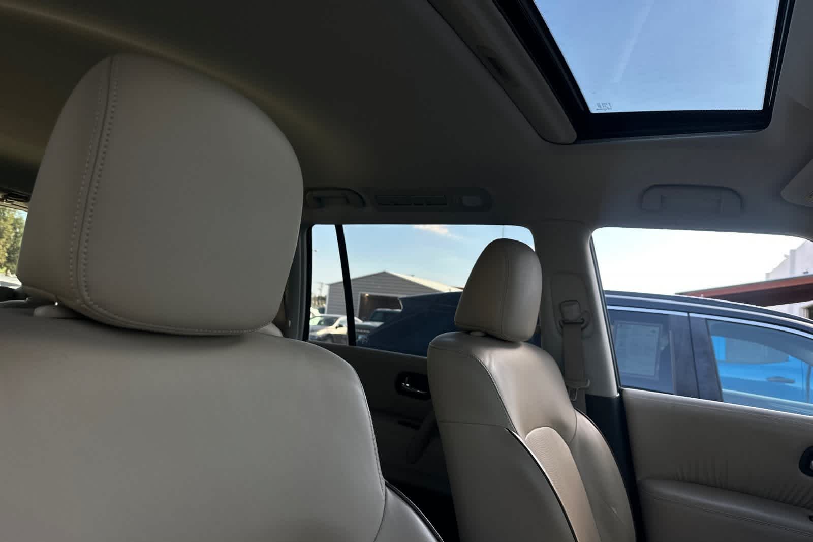 Thumbnail: 2017 Nissan Armada - 20