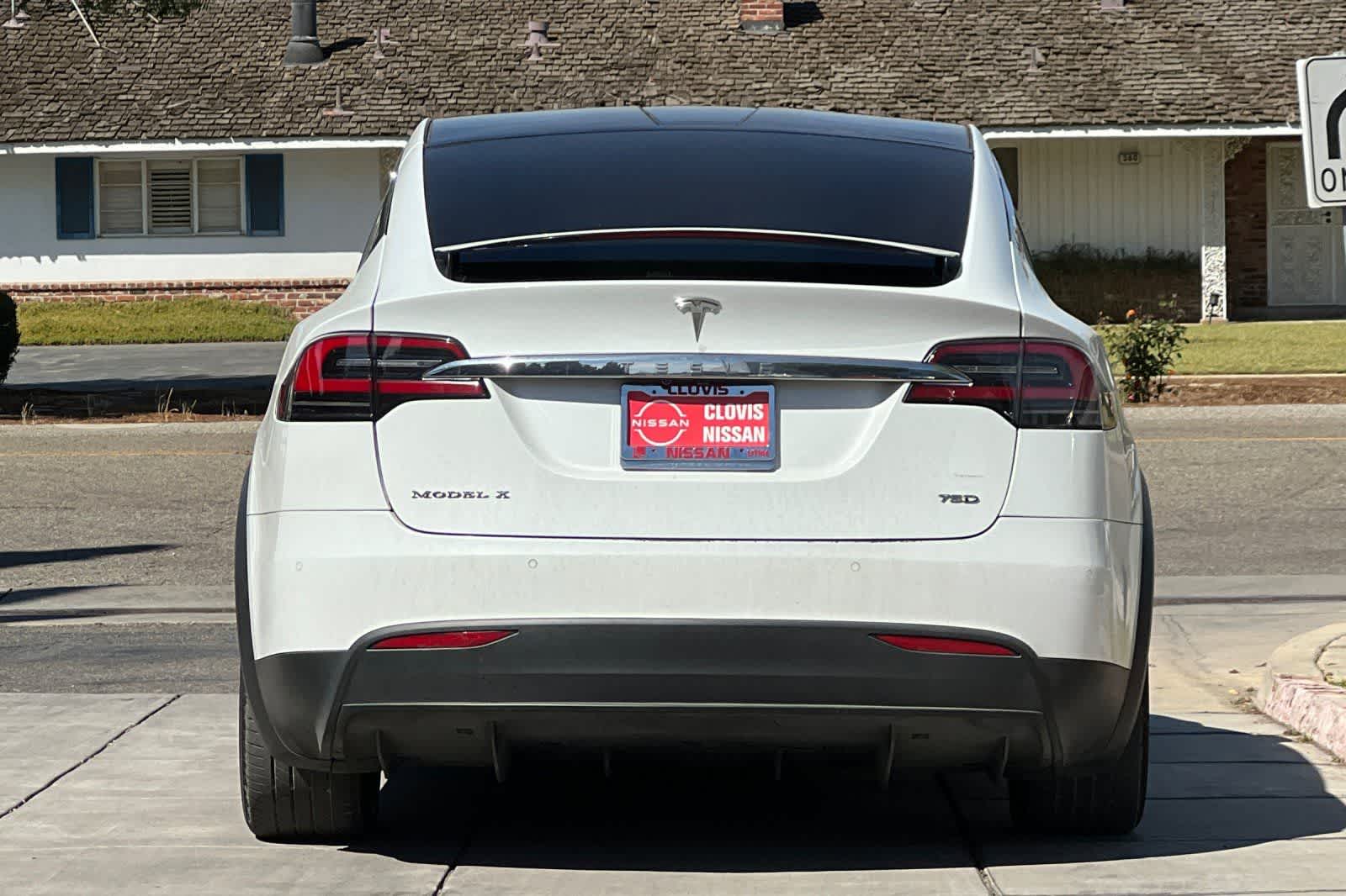 Thumbnail: 2018 Tesla Model X - 8