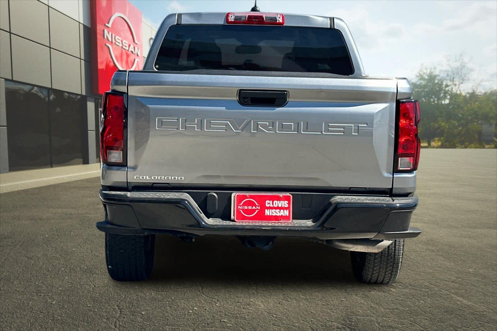 Thumbnail: 2024 Chevrolet Colorado - 8
