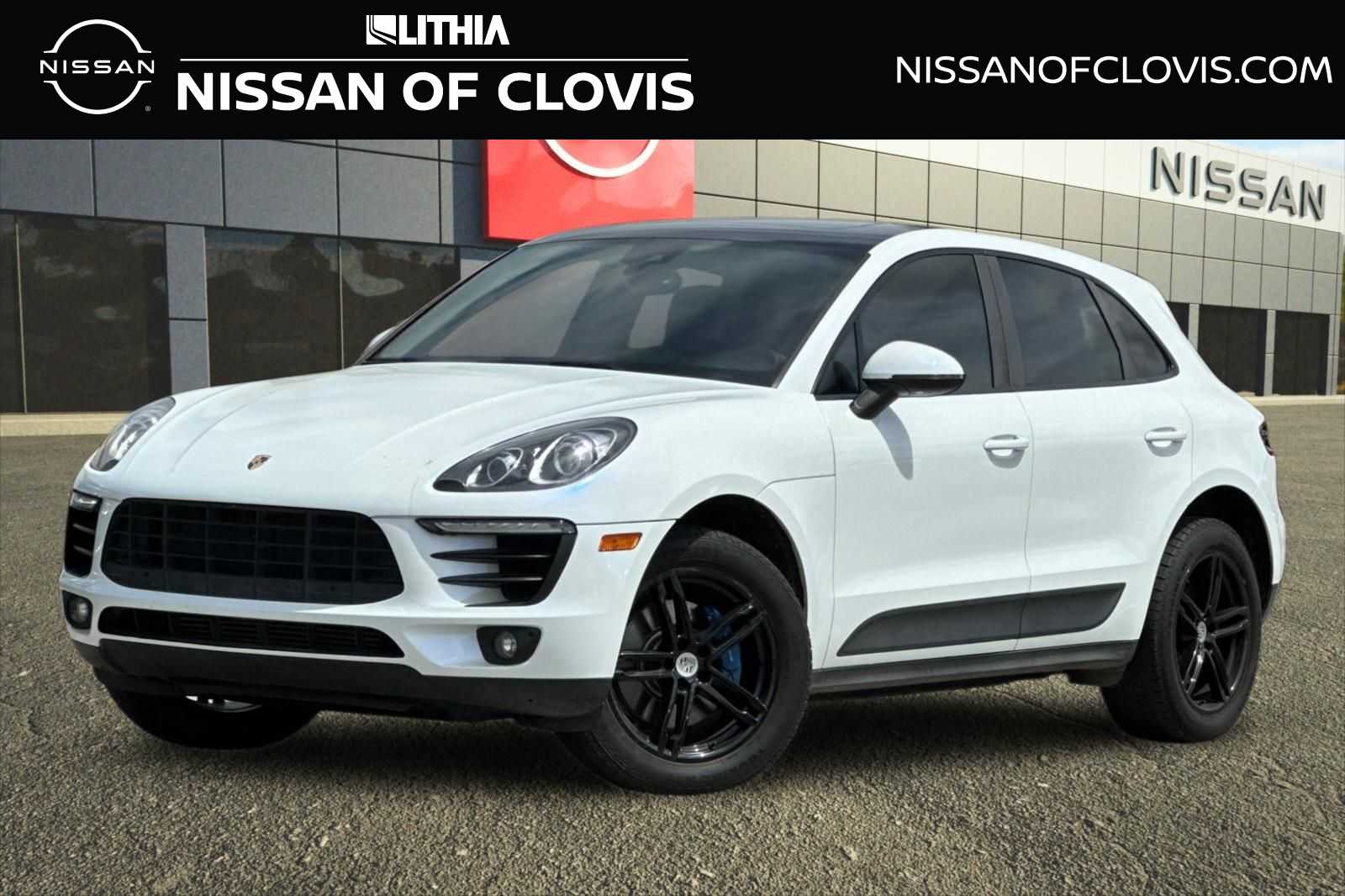 2018 Porsche Macan  -
                  Clovis, CA