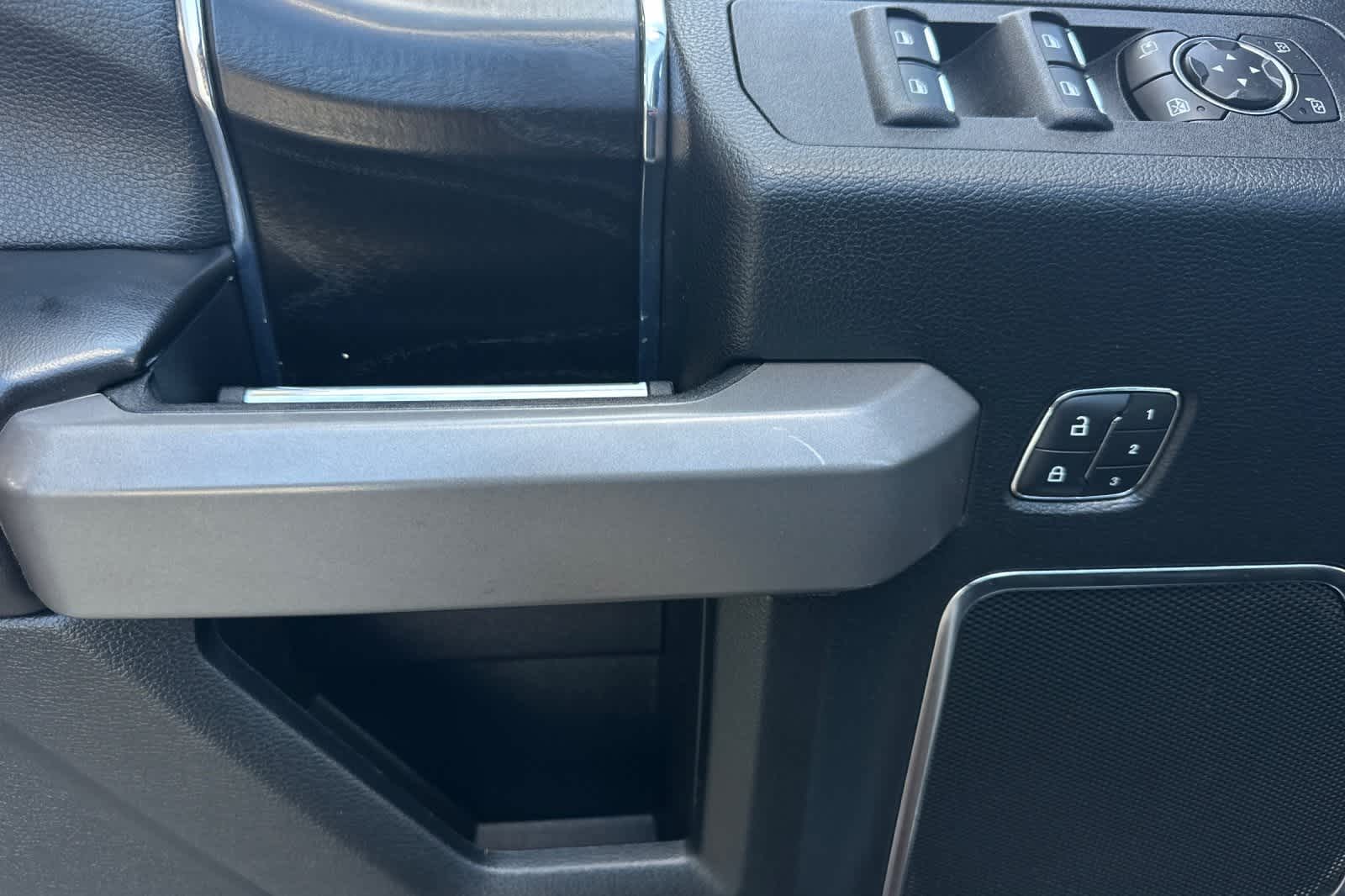 Thumbnail: 2019 Ford F-150 - 13