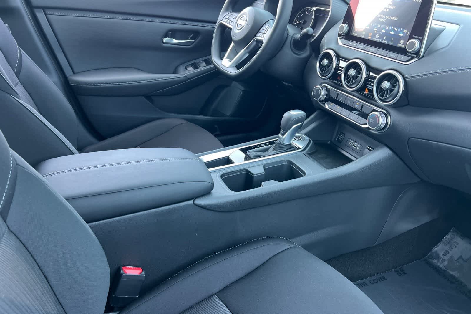 Thumbnail: 2025 Nissan Sentra - 17