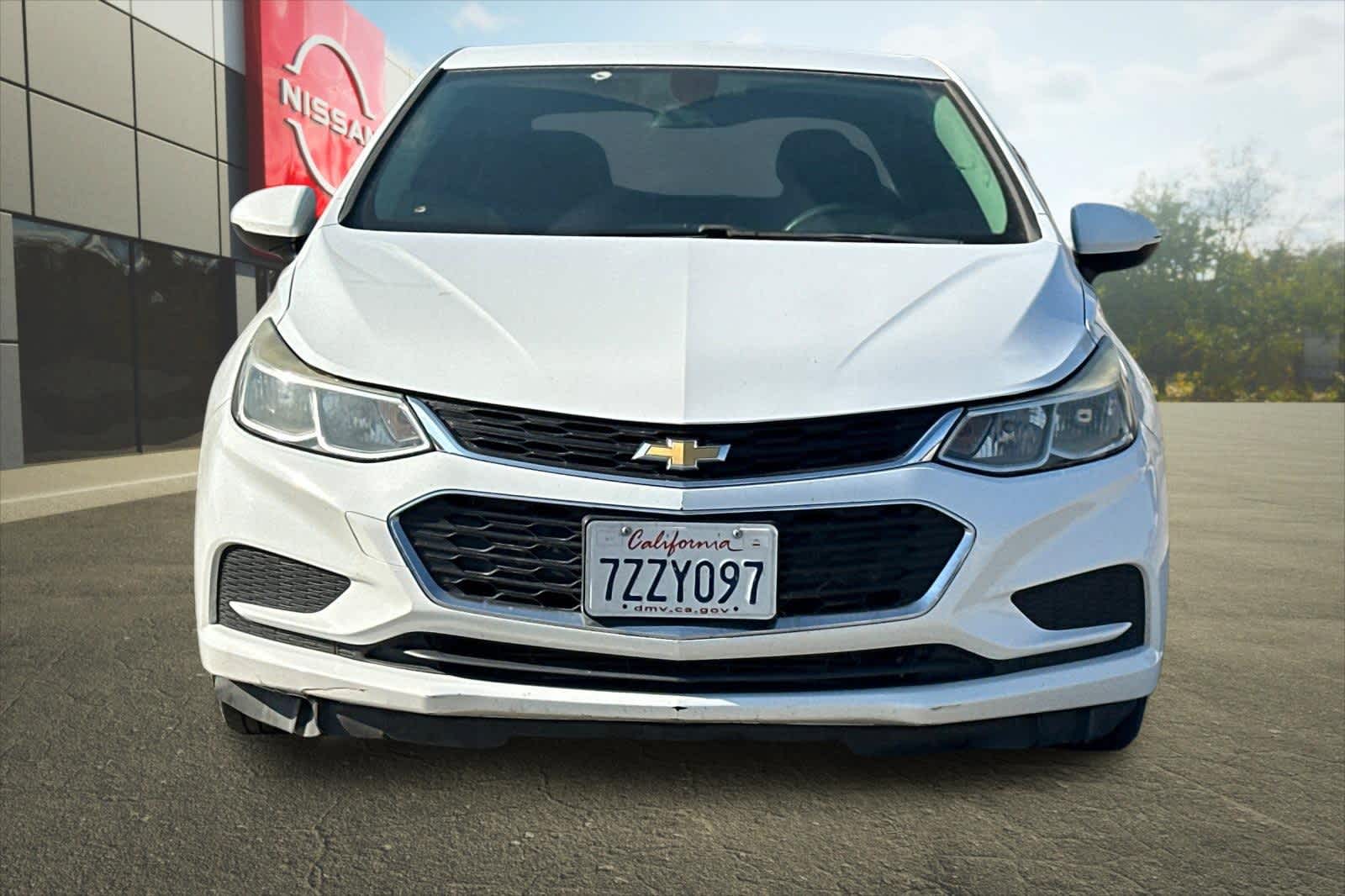 Thumbnail: 2017 Chevrolet Cruze - 11