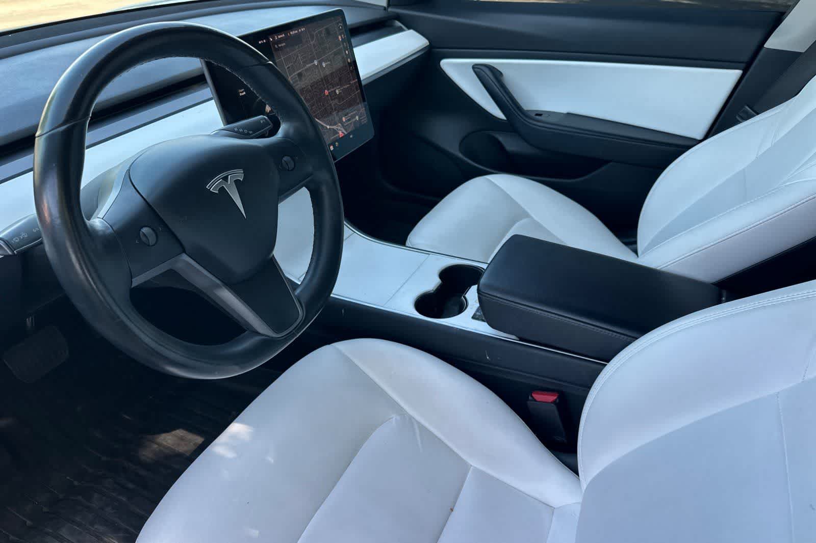 Thumbnail: 2018 Tesla Model 3 - 13