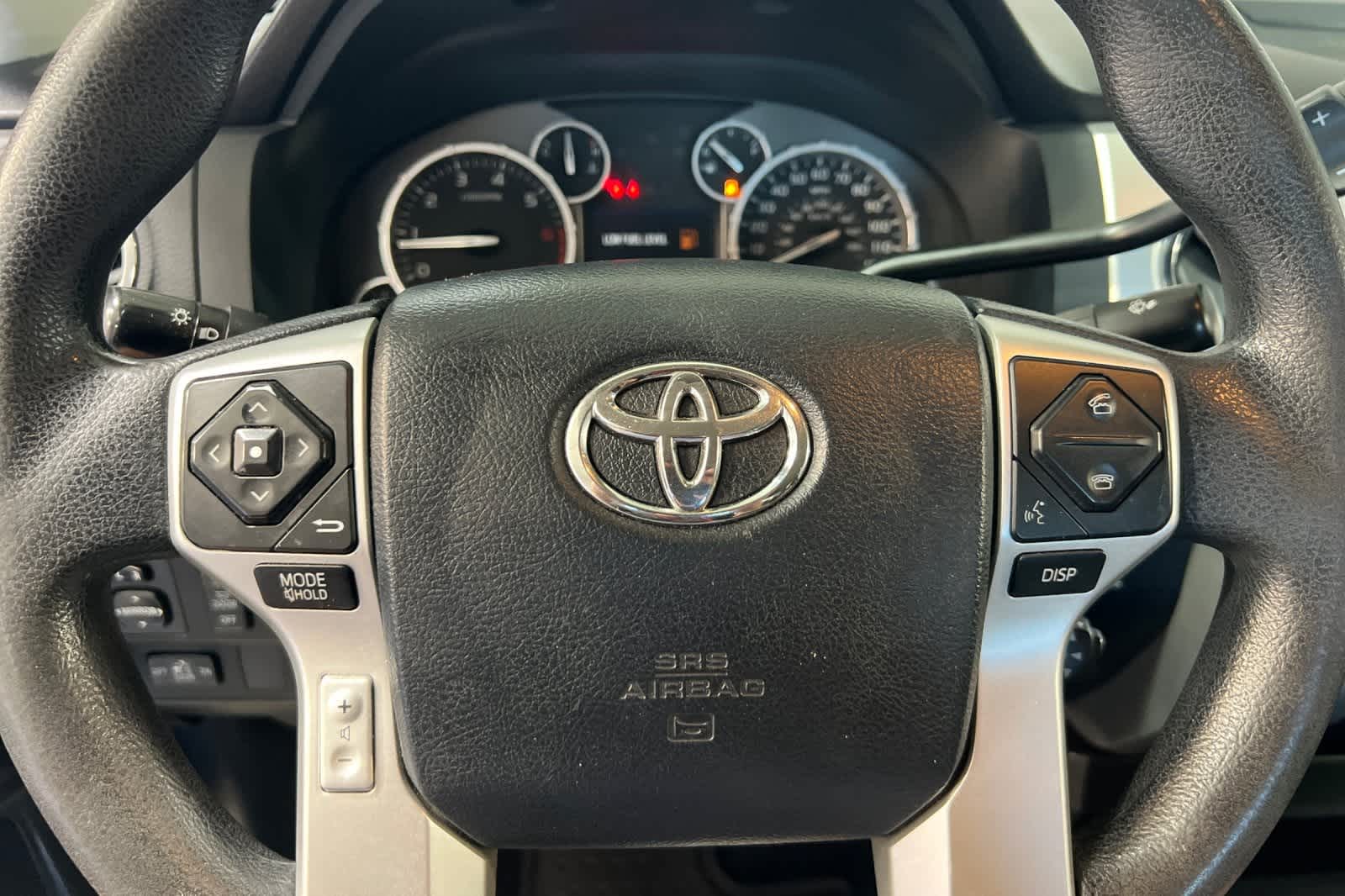 Thumbnail: 2014 Toyota Tundra - 25