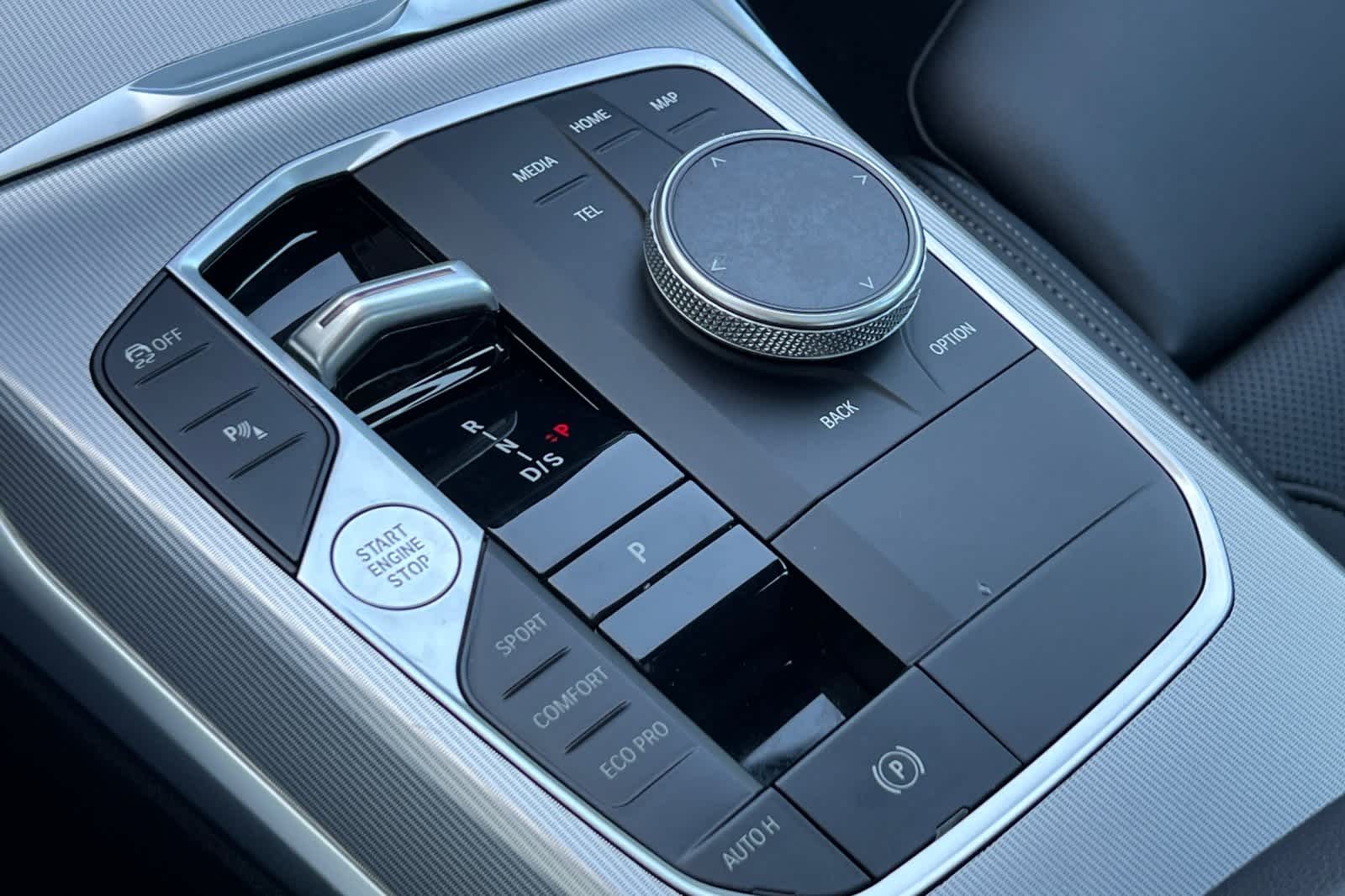 Thumbnail: 2023 BMW 3 Series - 24