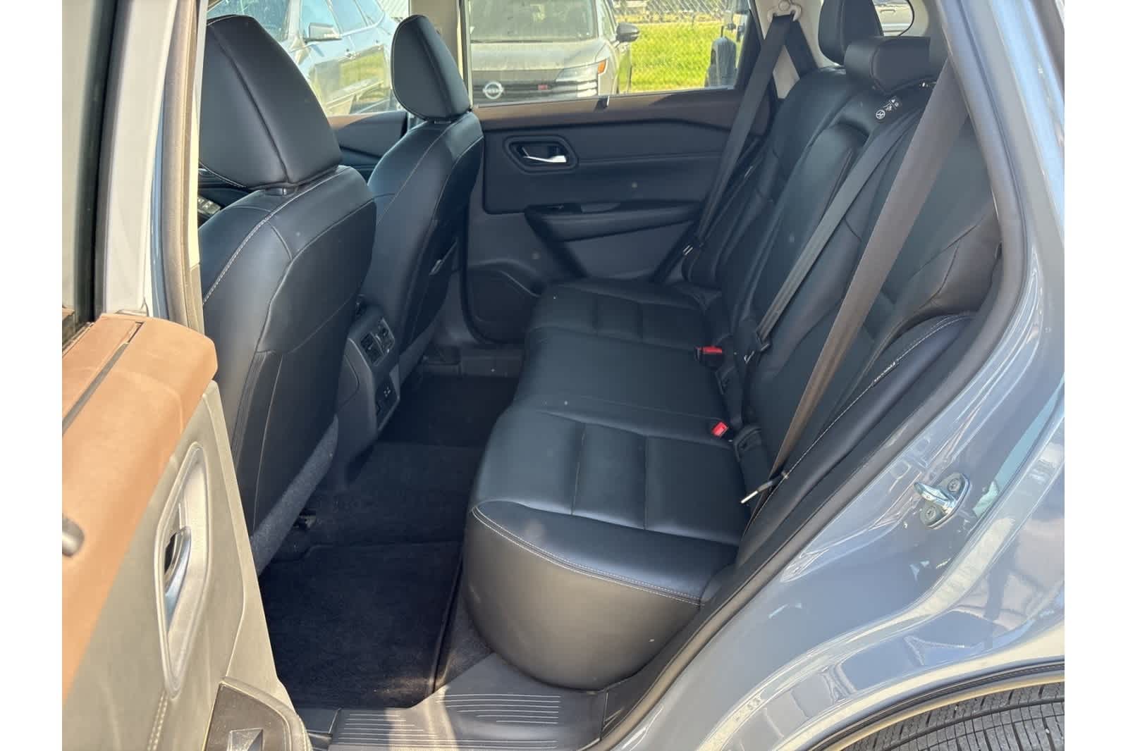 Thumbnail: 2023 Nissan Rogue - 12