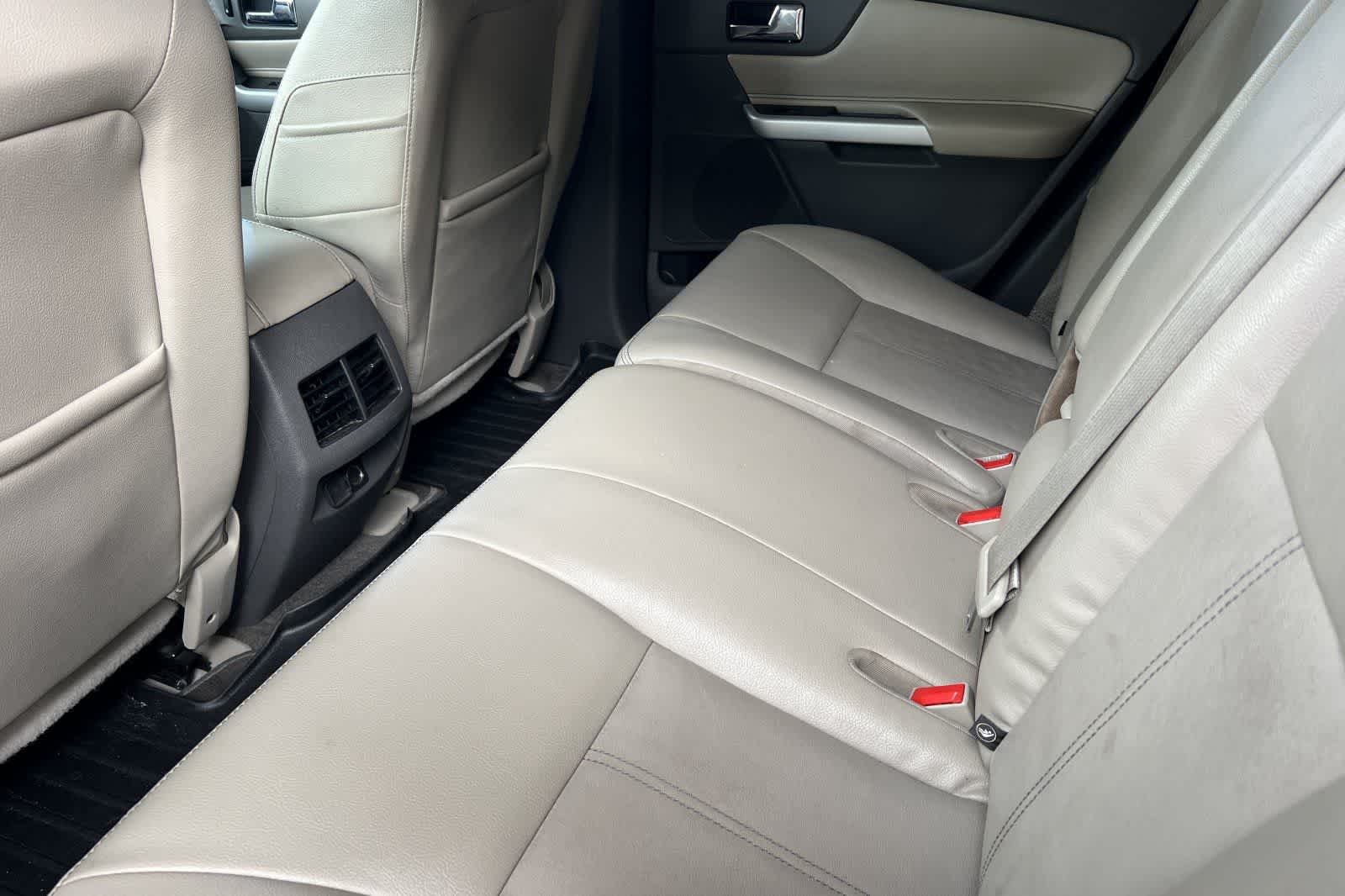 Thumbnail: 2014 Ford Edge - 5