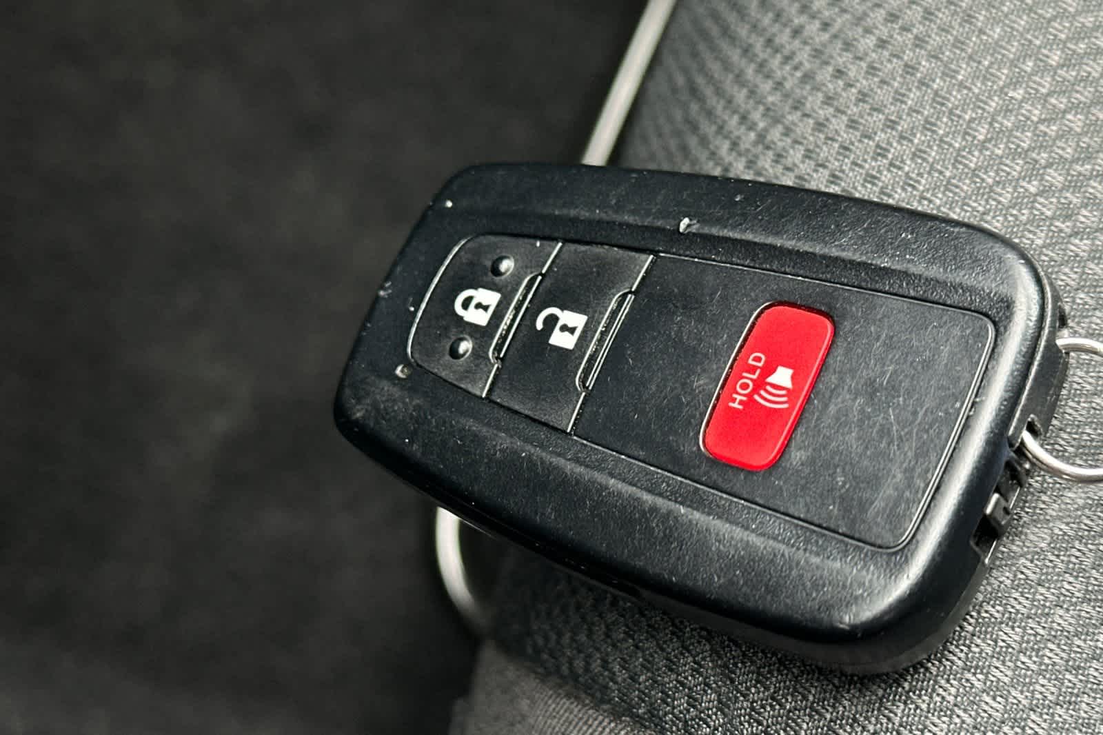 Thumbnail: 2025 Toyota RAV4 - 22