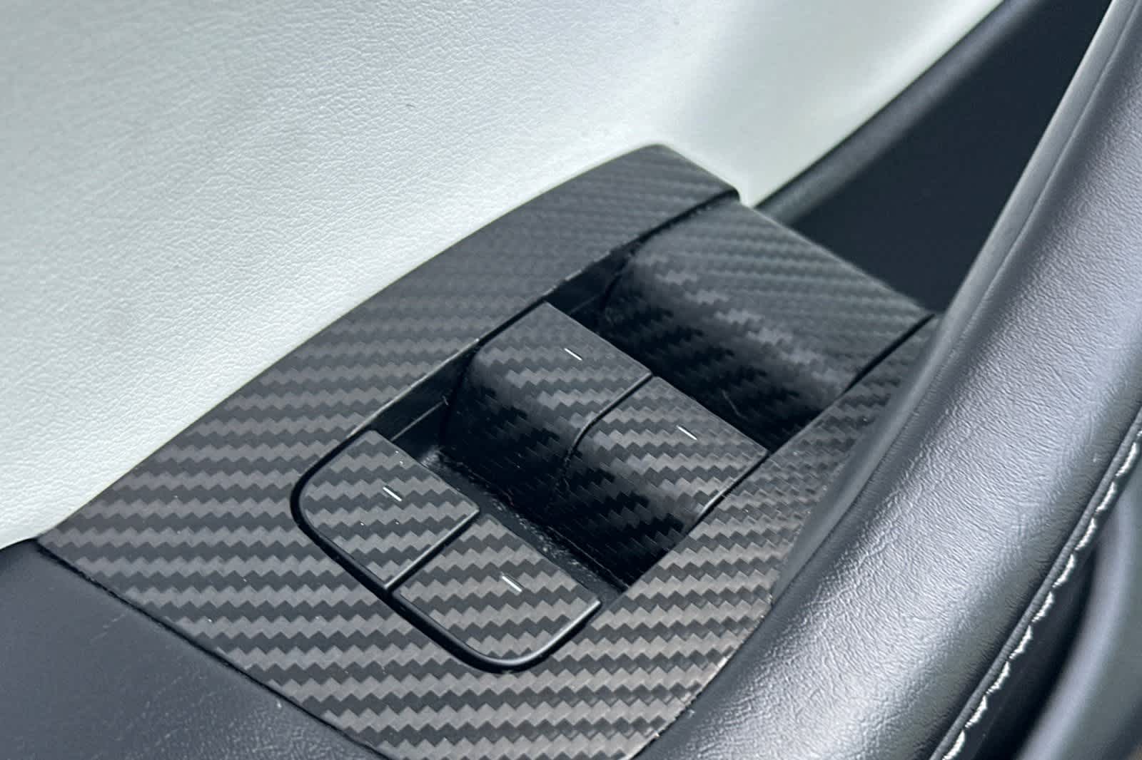 Thumbnail: 2022 Tesla Model Y - 14