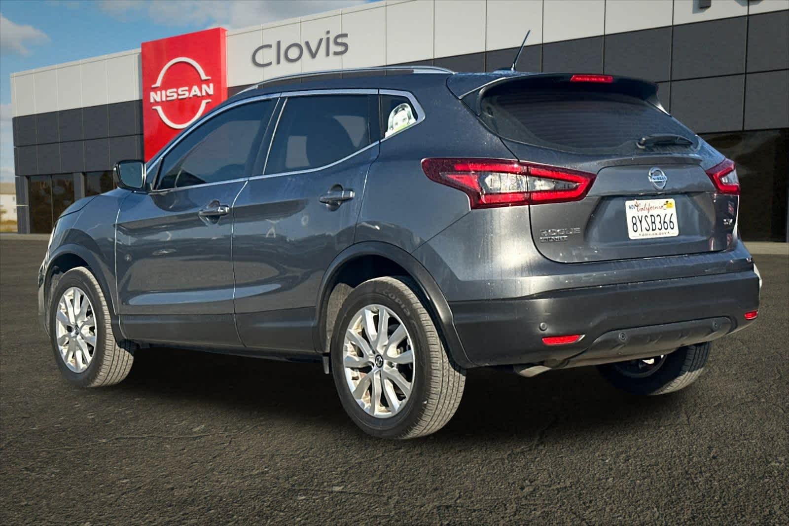 Thumbnail: 2021 Nissan Rogue Sport - 7