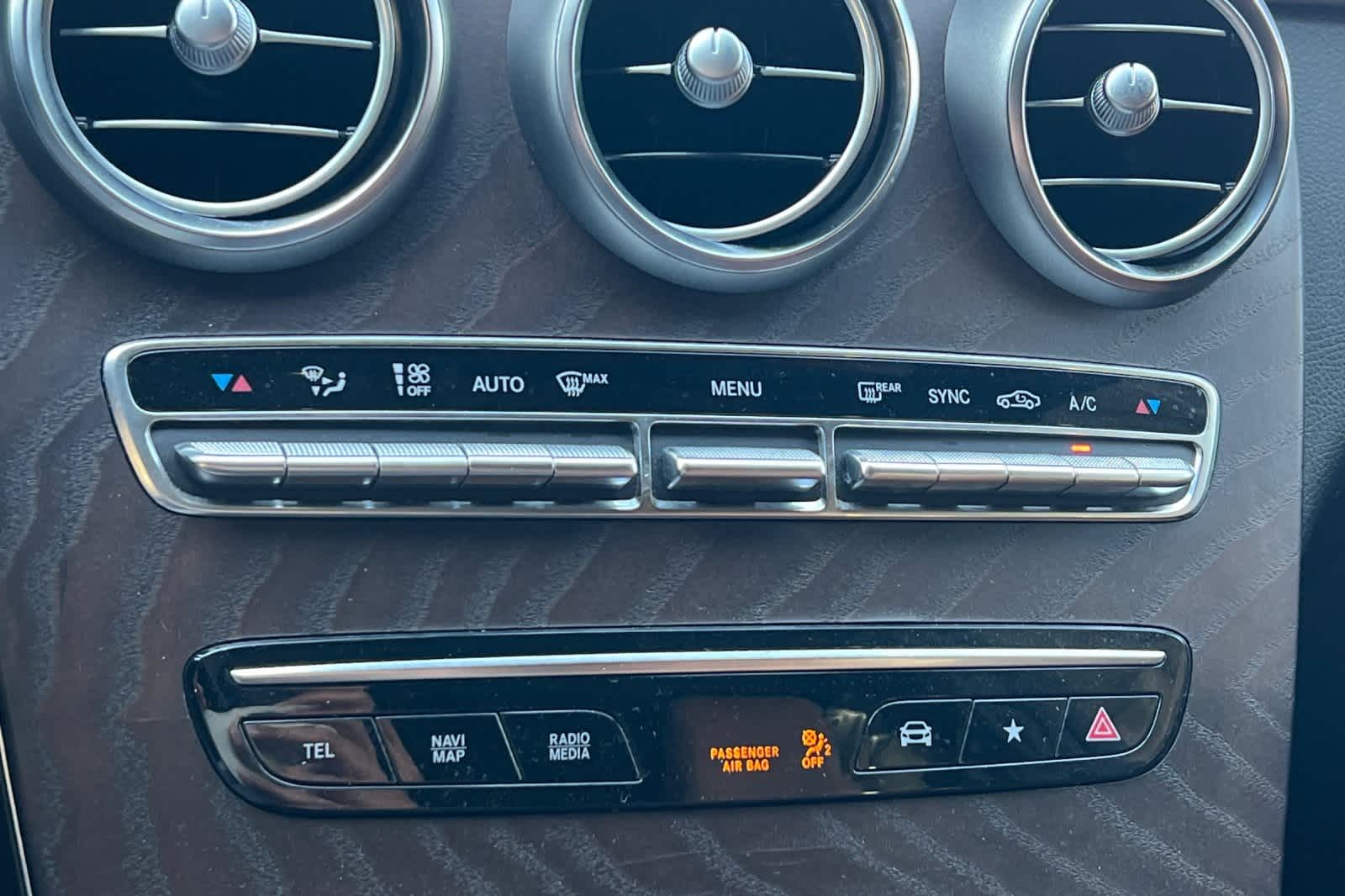 Thumbnail: 2020 Mercedes-Benz GLC - 23