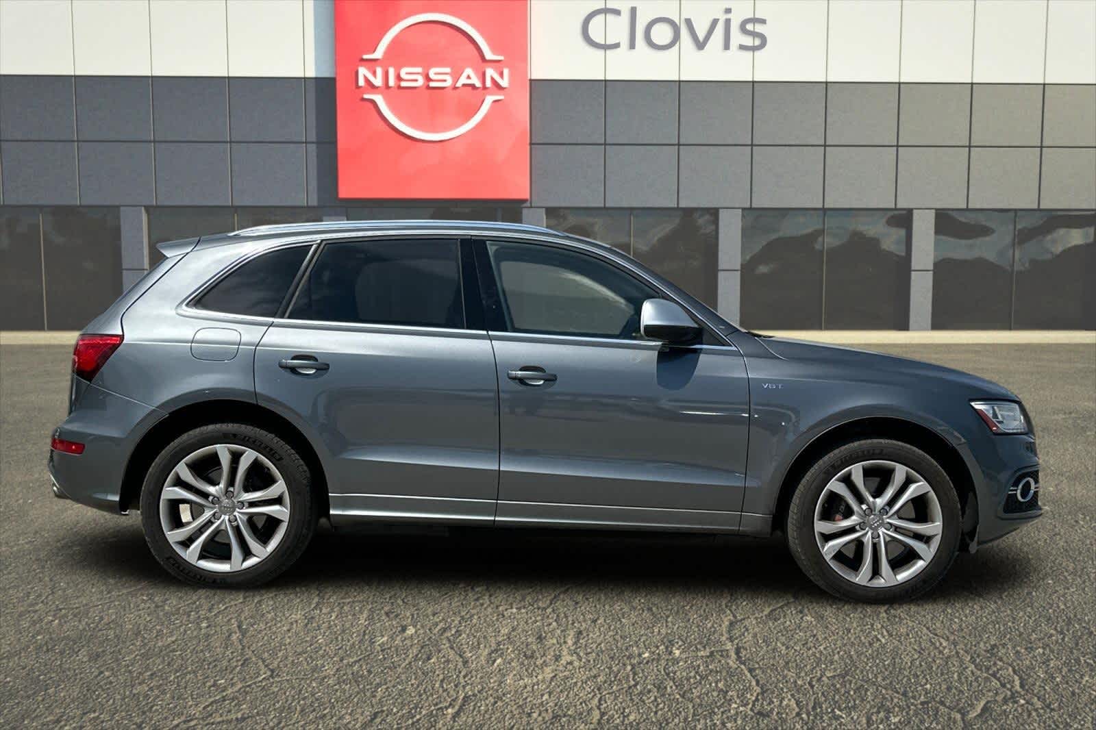 Thumbnail: 2014 Audi SQ5 - 9