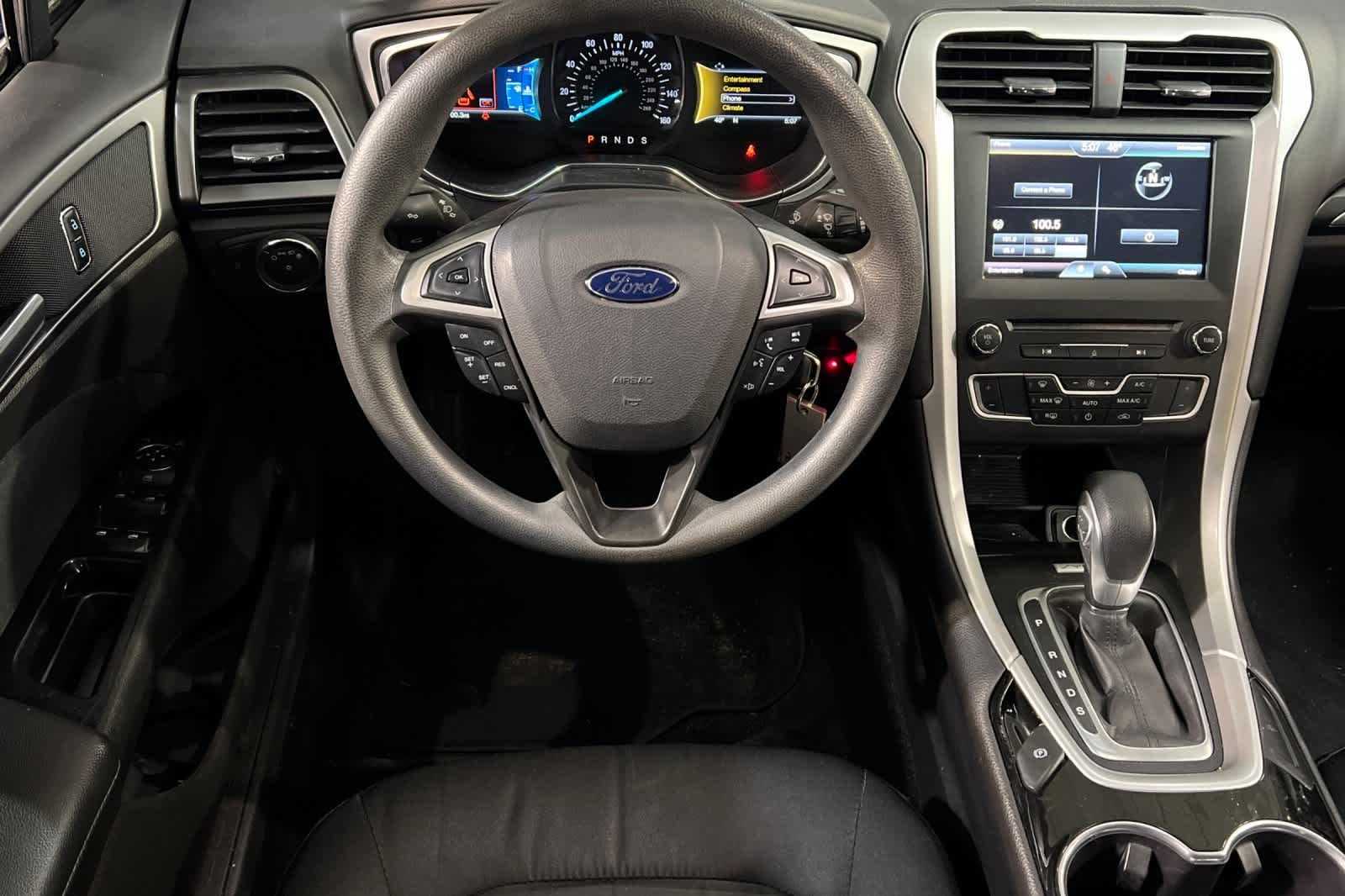 Thumbnail: 2016 Ford Fusion - 15