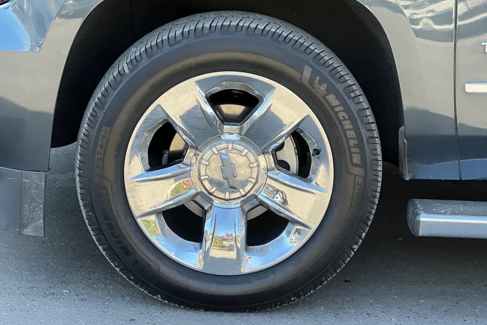 Thumbnail: 2019 Chevrolet Tahoe - 30