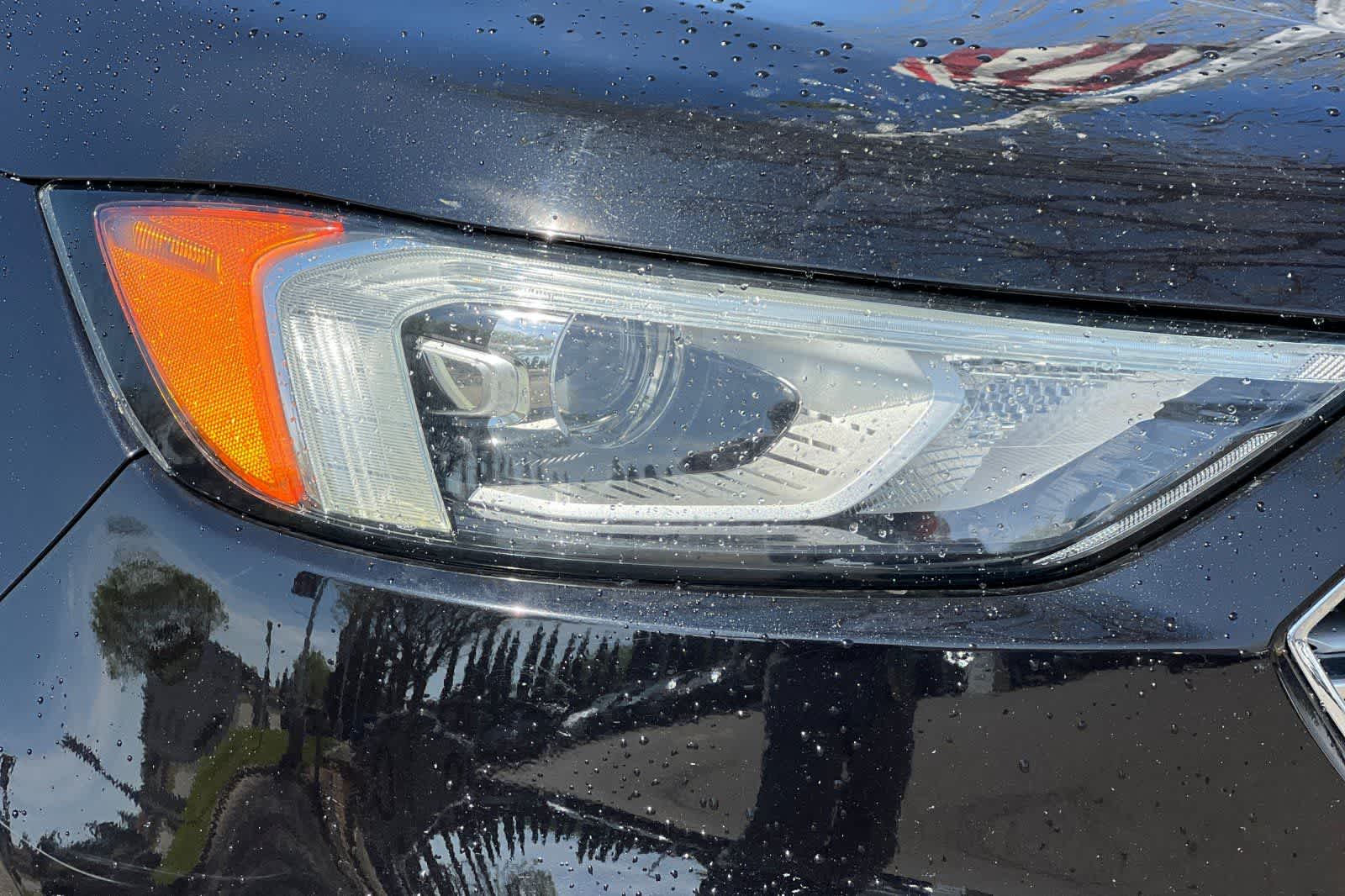 Thumbnail: 2020 Ford Edge - 36