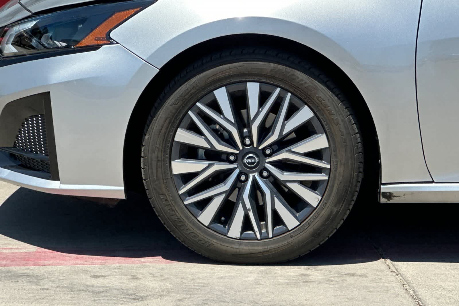 Thumbnail: 2023 Nissan Altima - 12