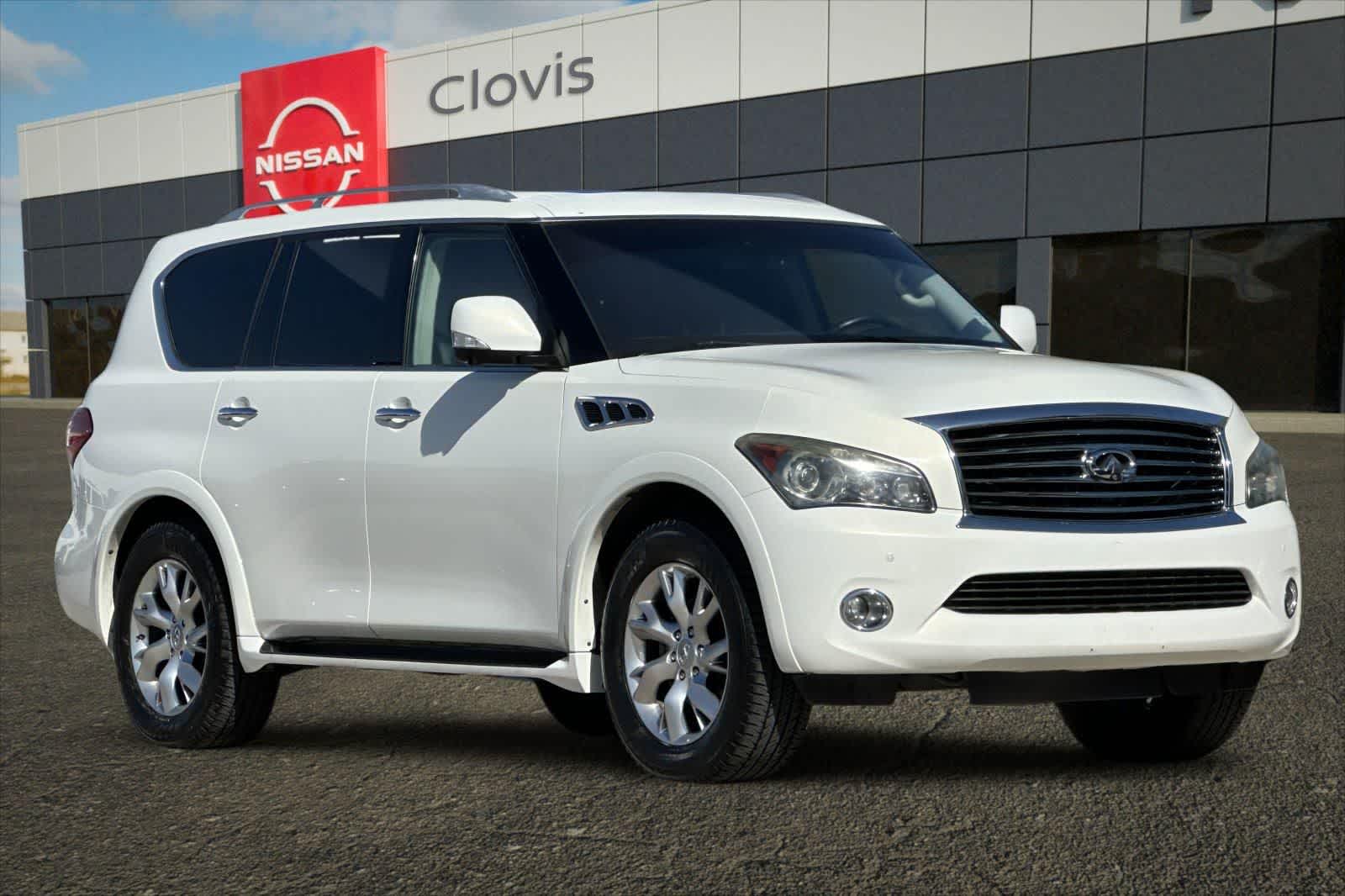 Thumbnail: 2012 INFINITI QX56 - 10