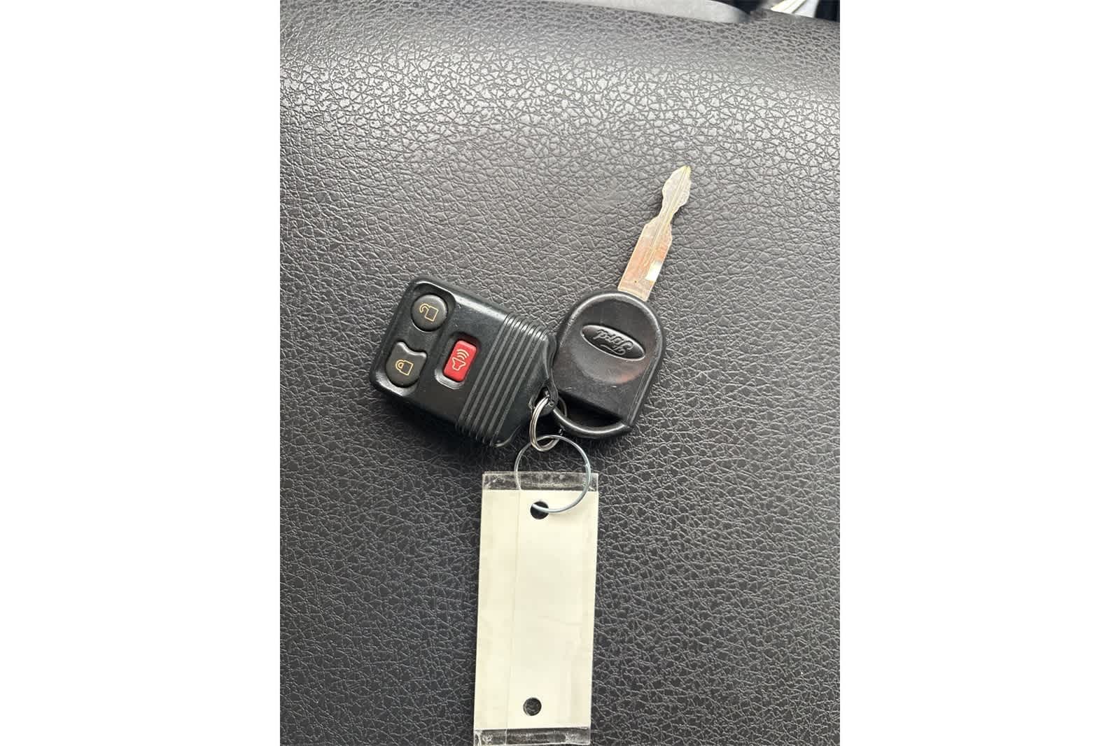 Thumbnail: 2009 Ford Econoline - 8