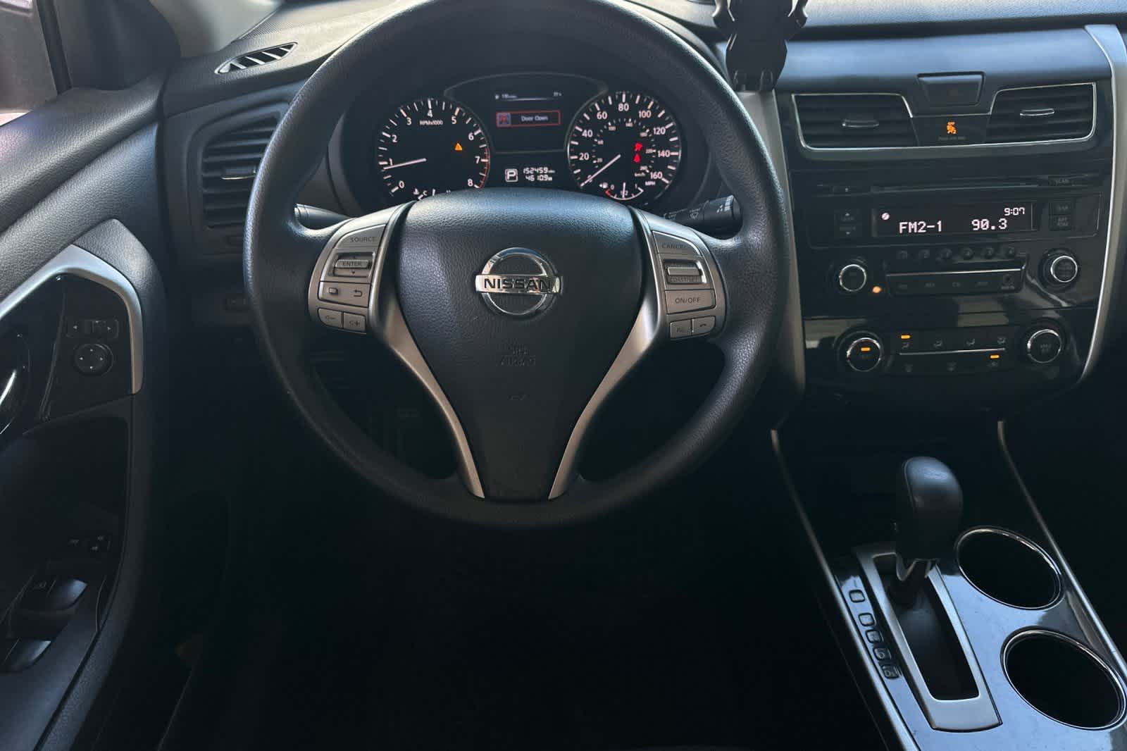 Thumbnail: 2014 Nissan Altima - 17
