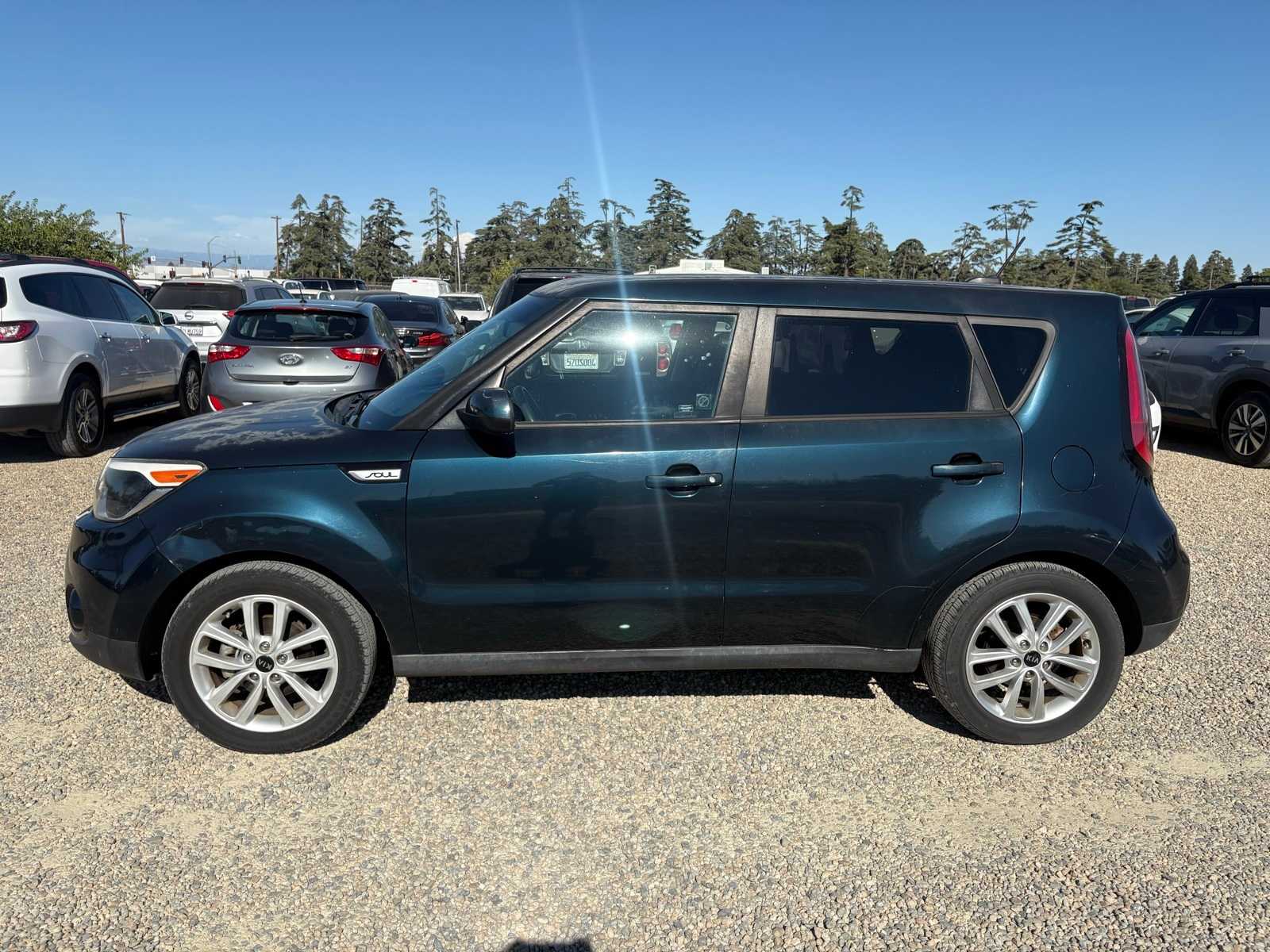 Thumbnail: 2017 Kia Soul - 7