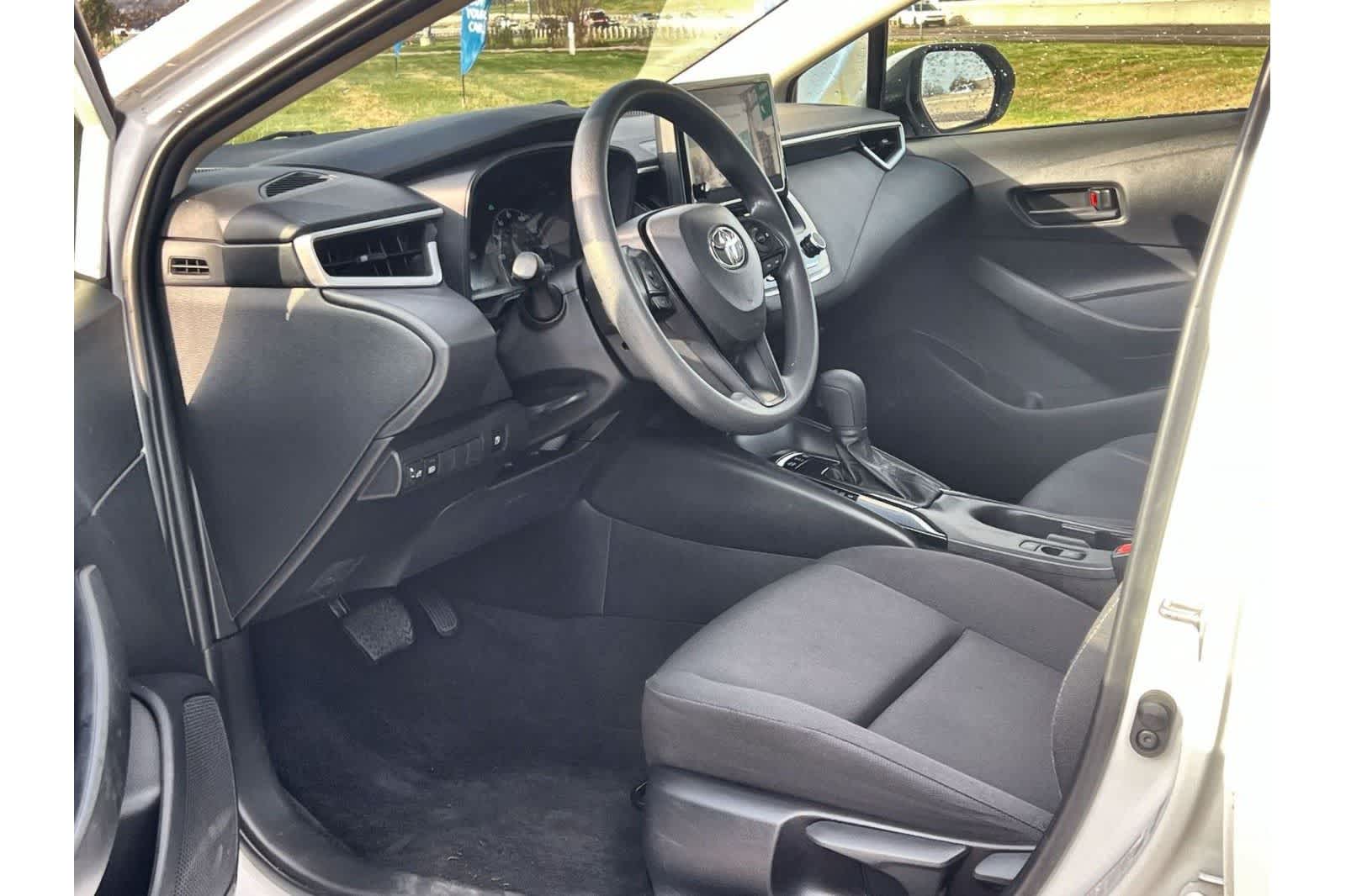 Thumbnail: 2023 Toyota Corolla - 4