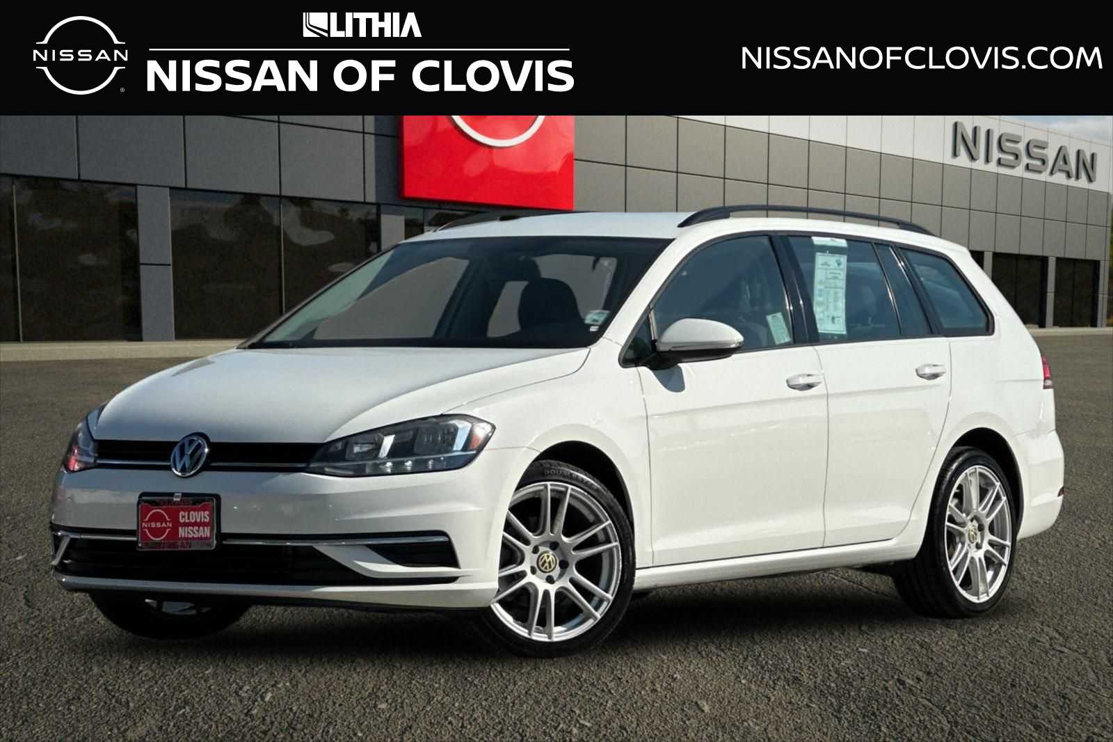 2019 Volkswagen e-Golf  -
                  Clovis, CA