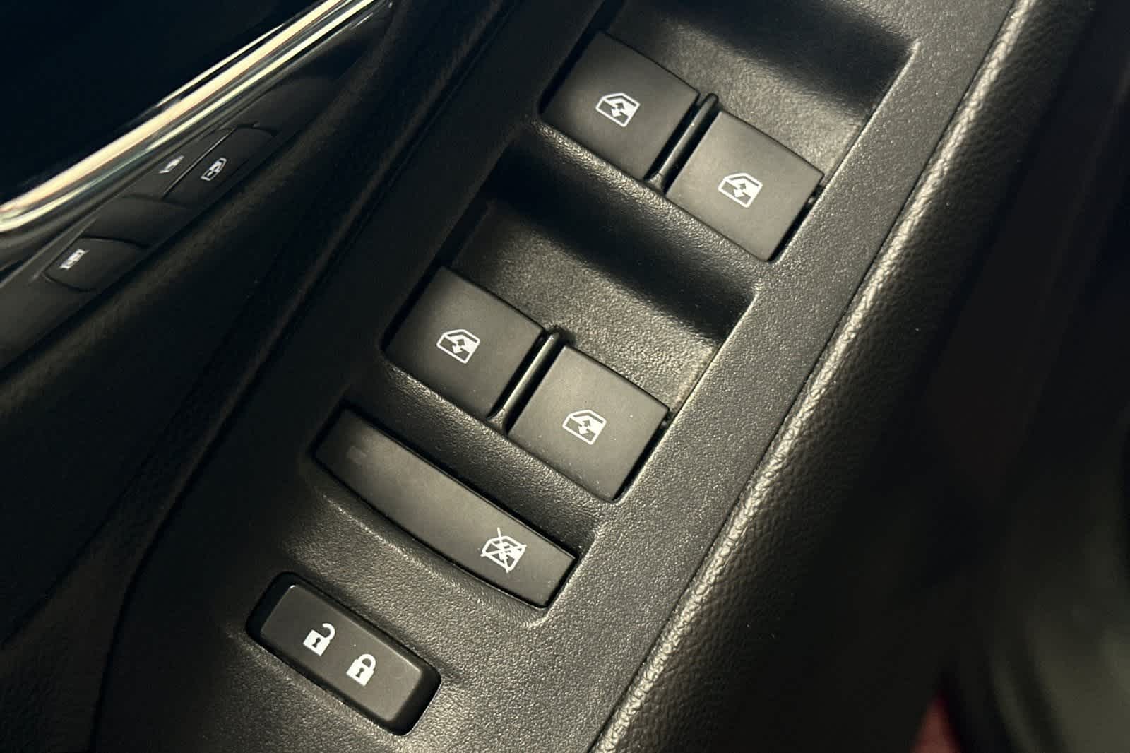 Thumbnail: 2019 Chevrolet Trax - 14