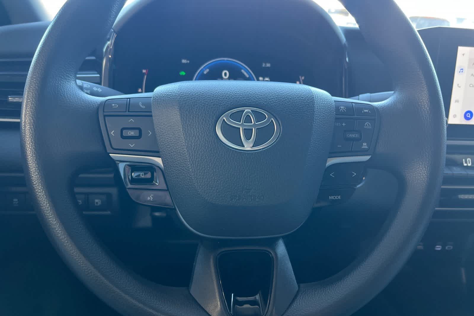 Thumbnail: 2025 Toyota Camry - 25