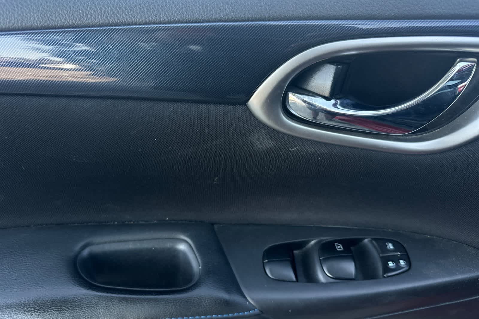 Thumbnail: 2018 Nissan Sentra - 15