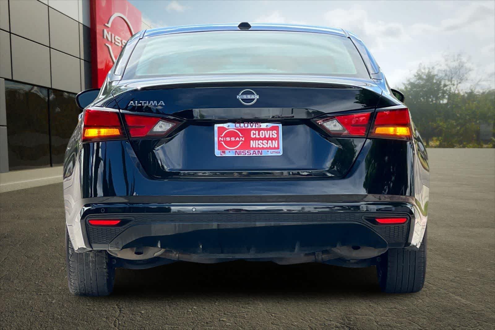 Thumbnail: 2025 Nissan Altima - 8
