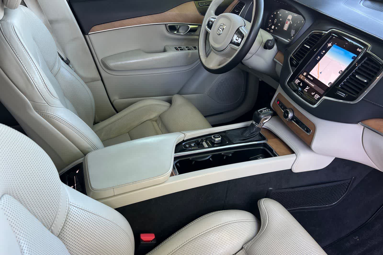 Thumbnail: 2020 Volvo XC90 - 19